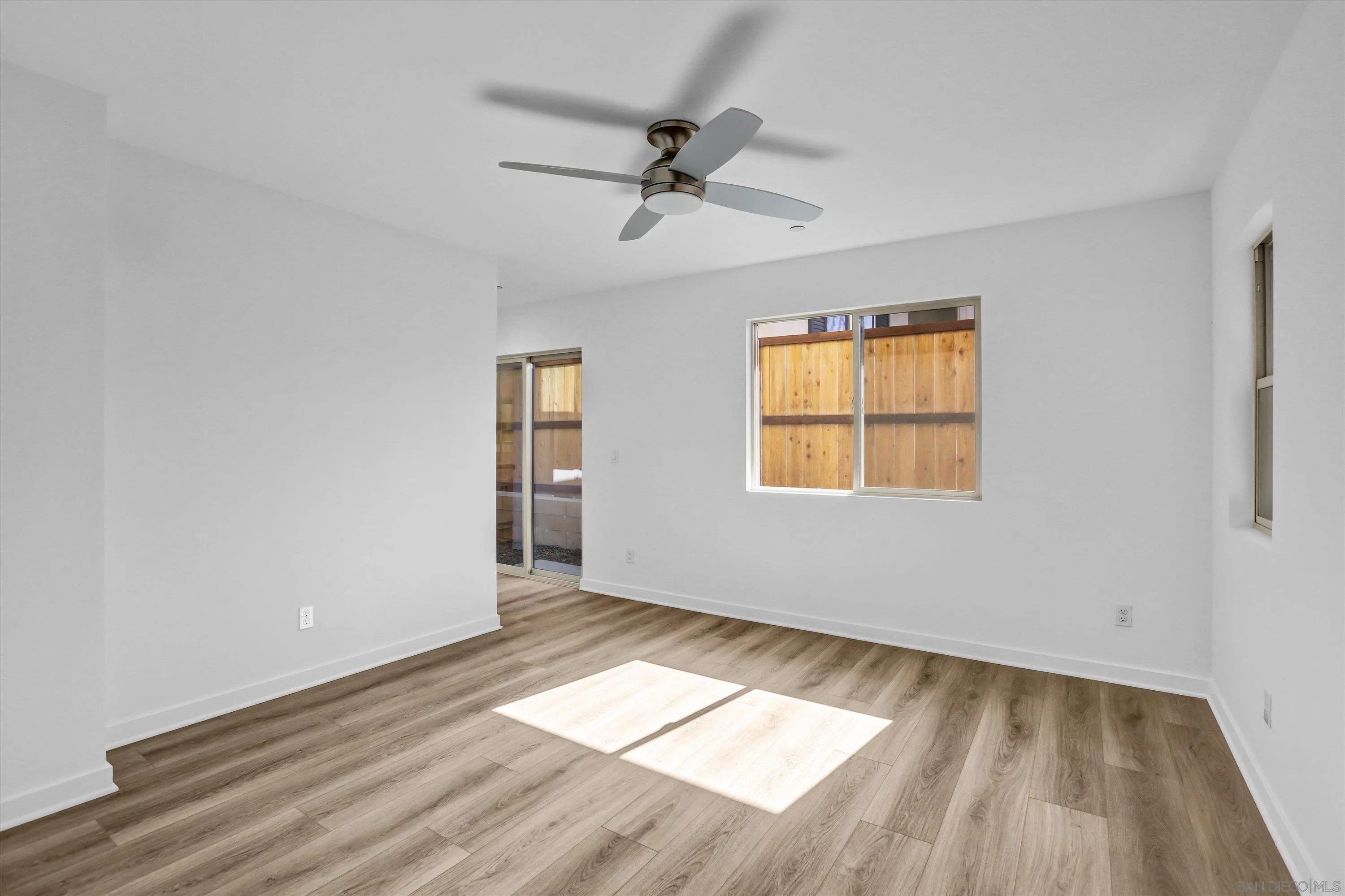 Photo #16: 250042801 Listing: Photo #16