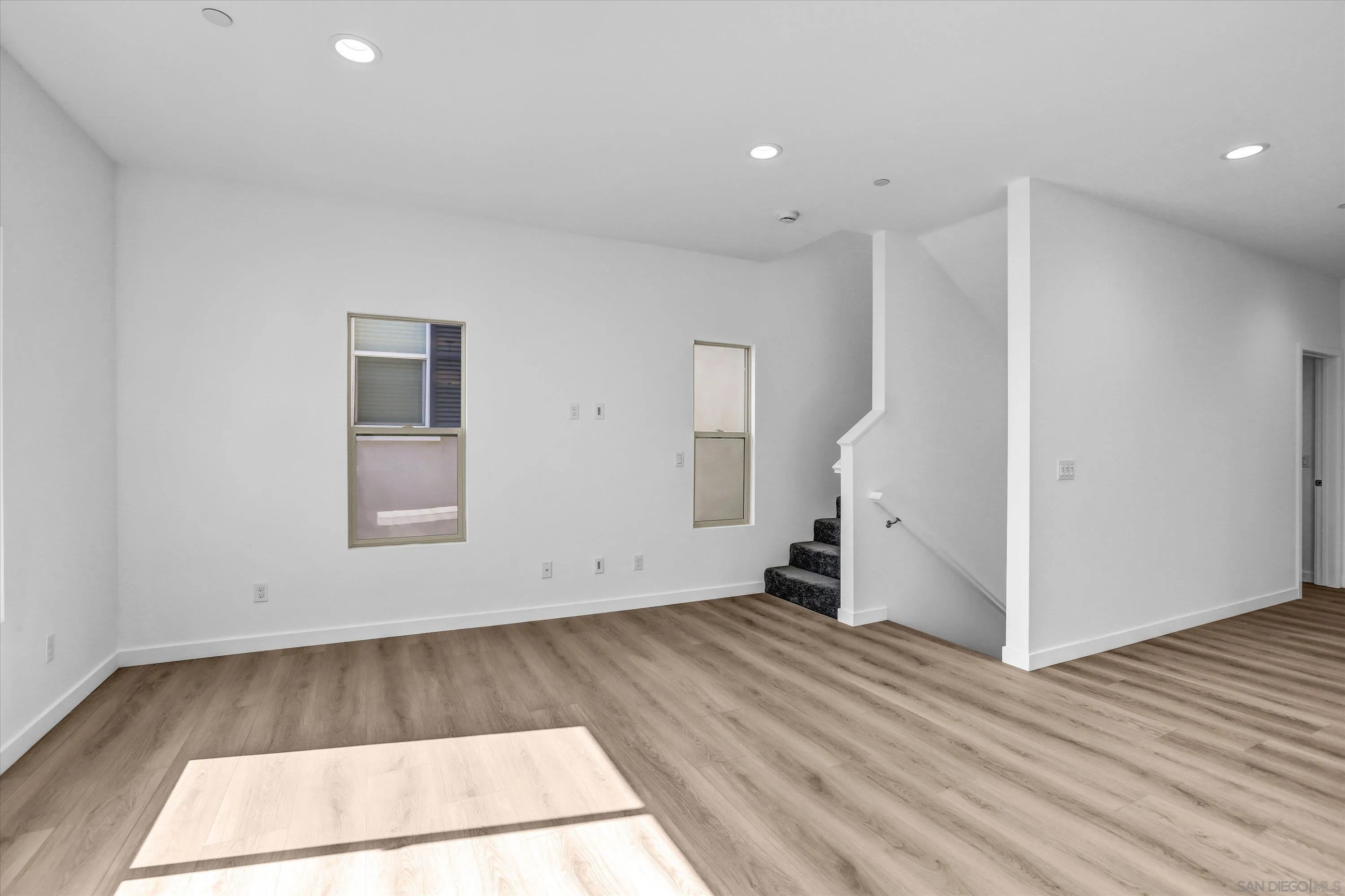 Photo #19: 250042801 Listing: Photo #19