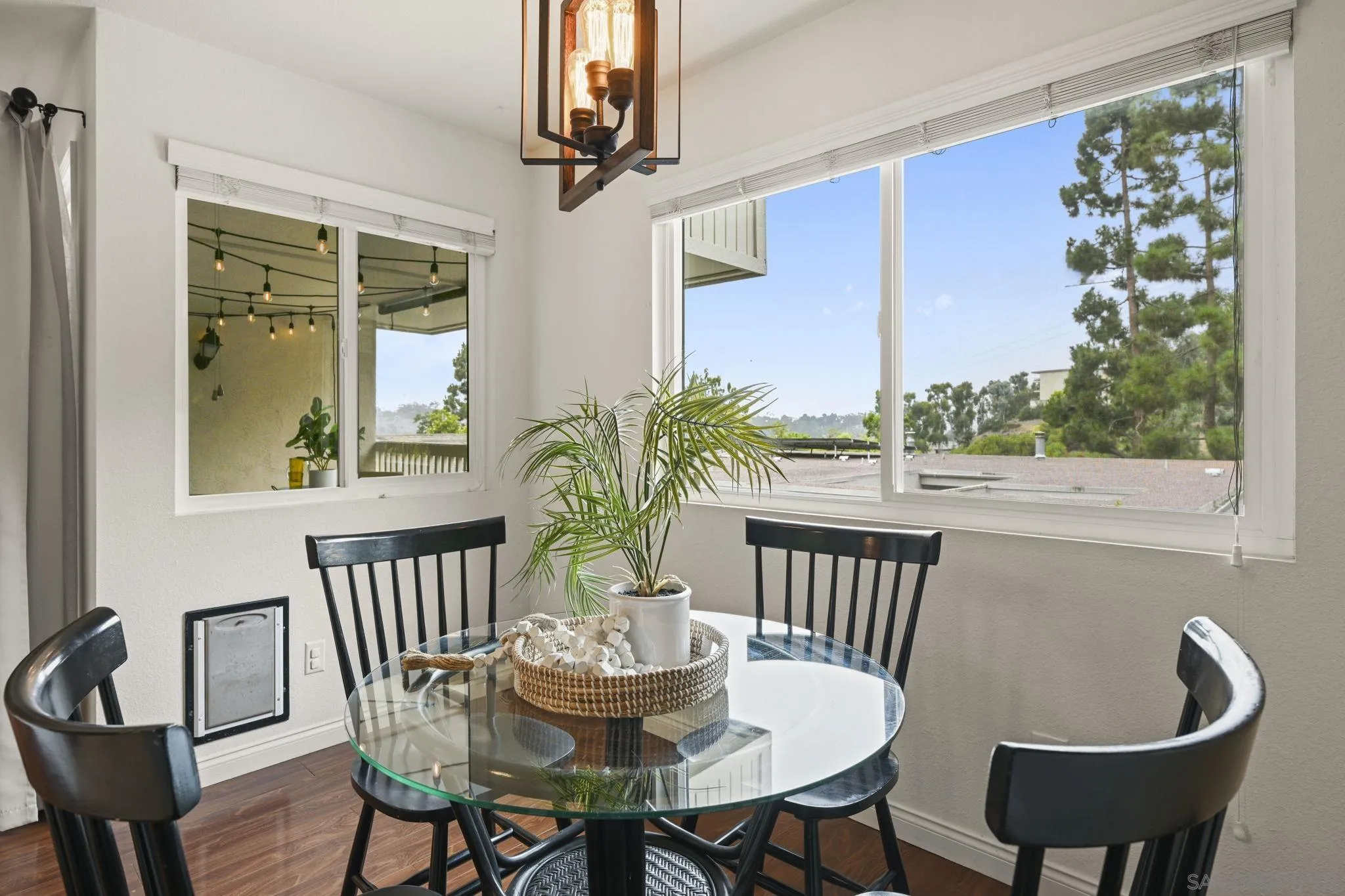 Photo #7: 250042802 Listing: Photo #7