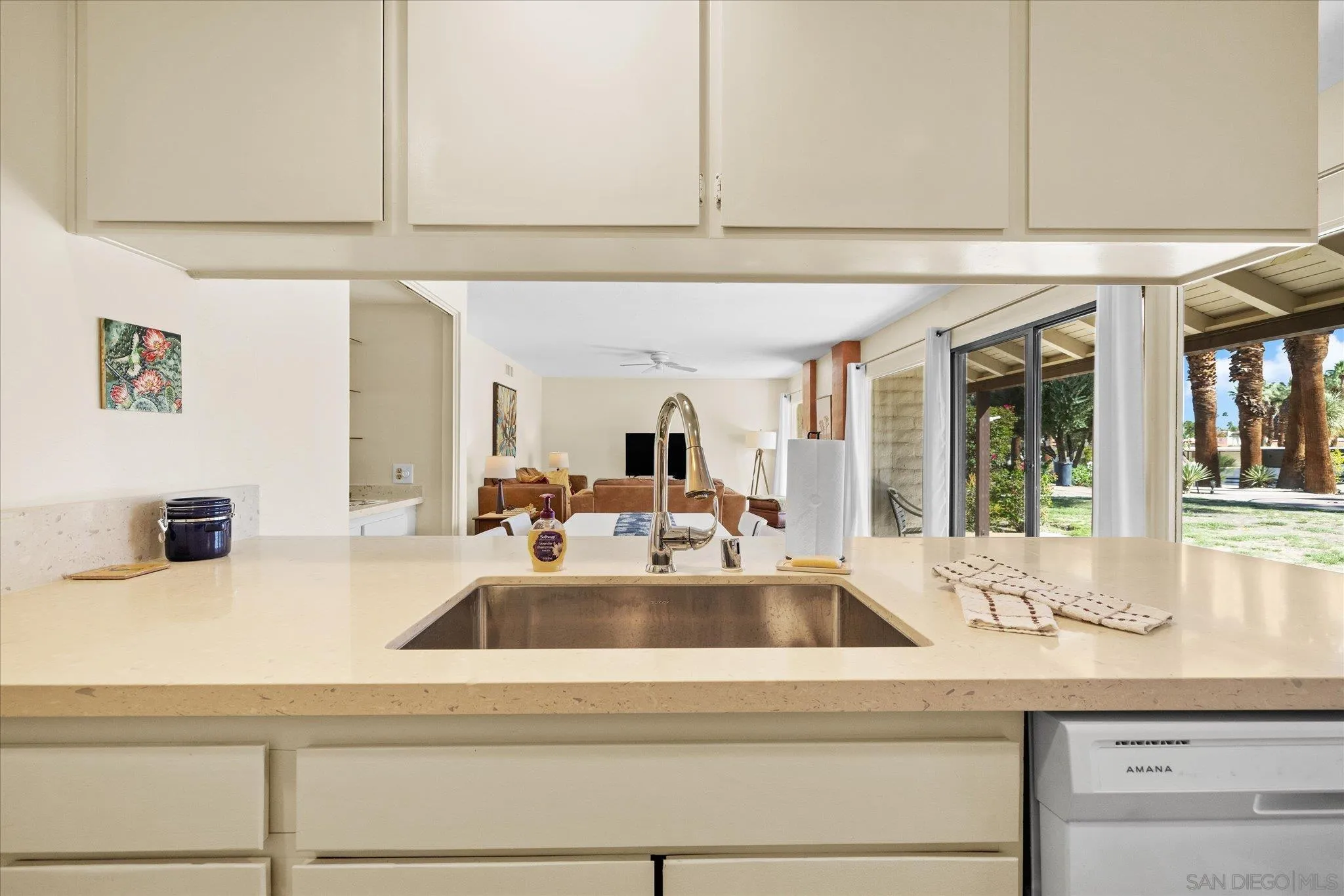 Photo #23: 250042809 Listing: Photo #23