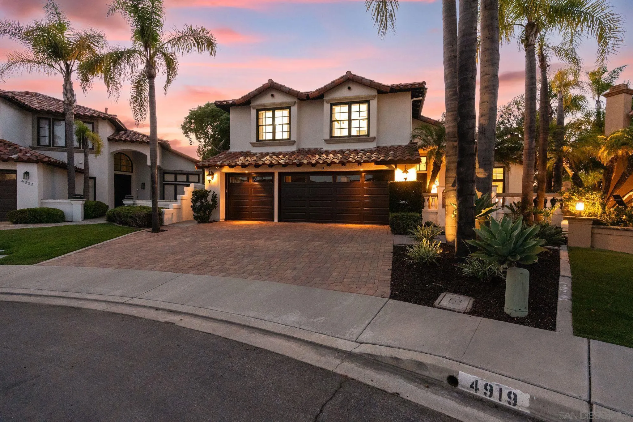 https://cdn.realtyfeed.com/cdn/127/250042814/e26ee46802c85a4373a75585aca101b8.webp