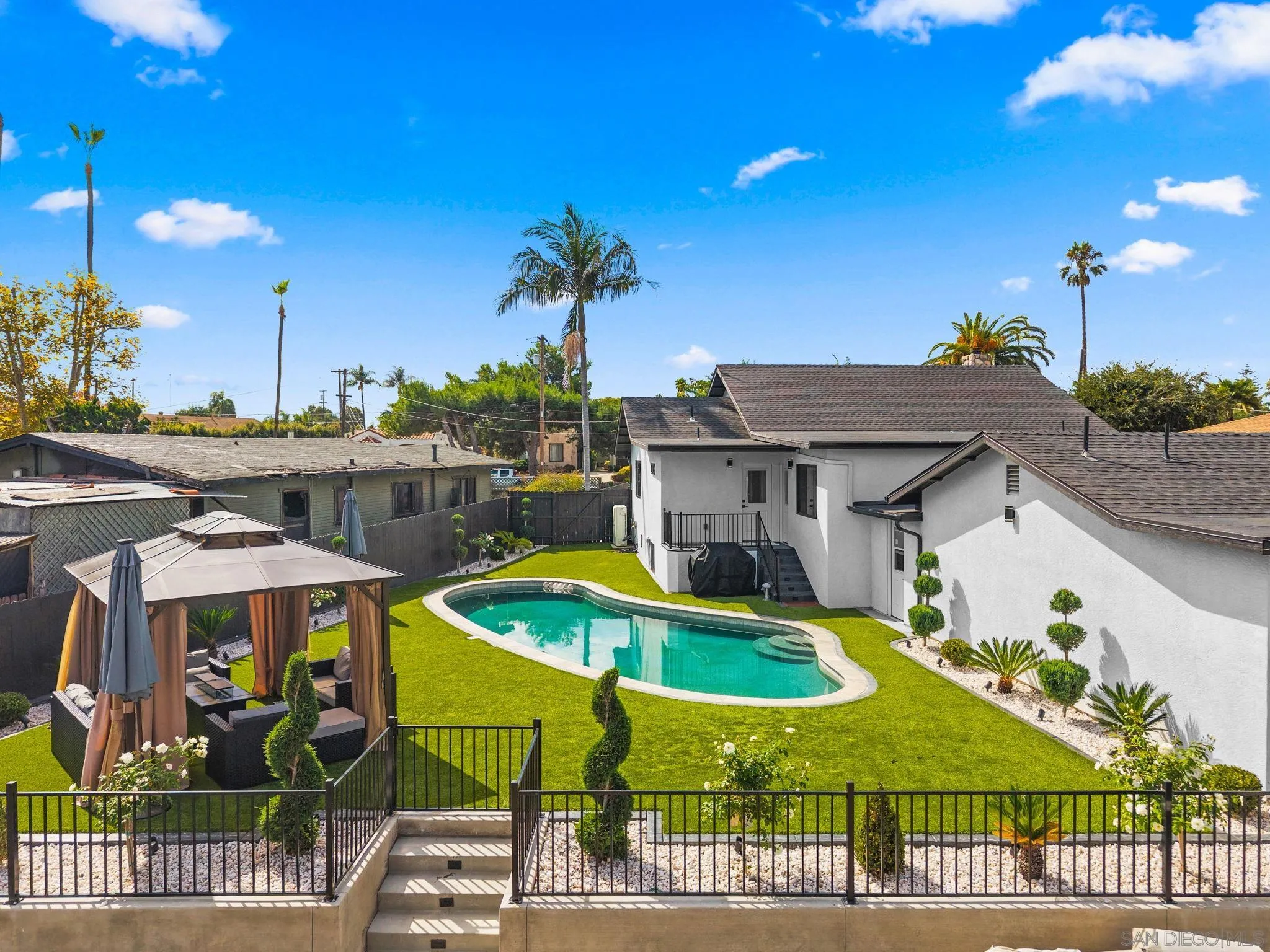 https://cdn.realtyfeed.com/cdn/127/250042817/197fbad007629de043737c242f163a07.webp
