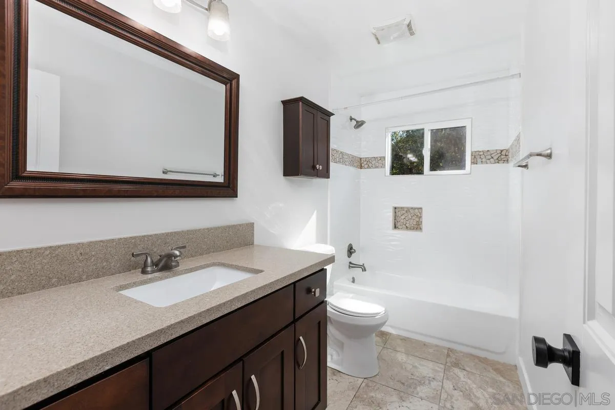 https://cdn.realtyfeed.com/cdn/127/250042822/7774c241e5c657607506b8782afe8ee7.webp