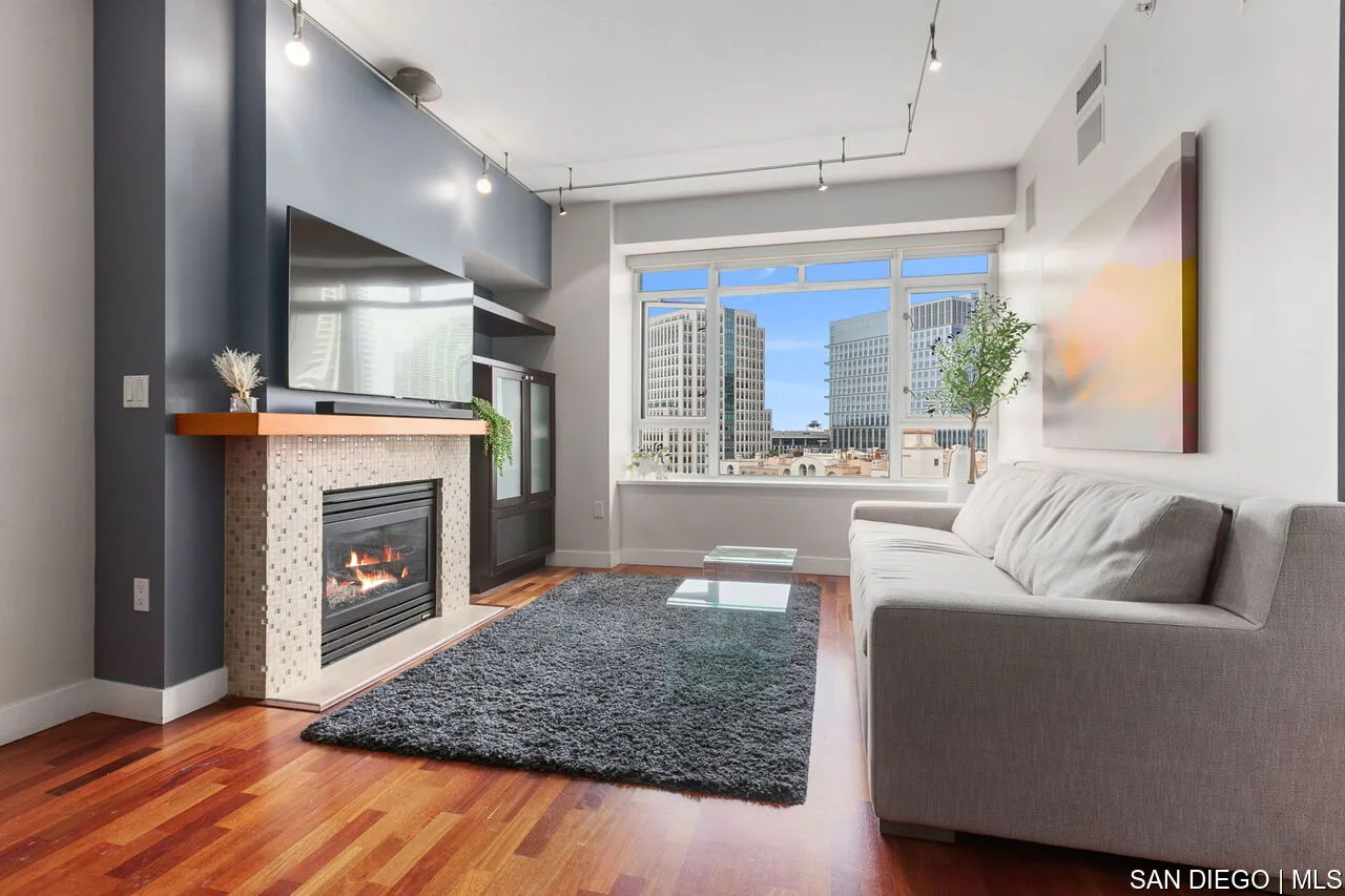 https://cdn.realtyfeed.com/cdn/127/250042827/3599b7443d2552f53004f0bf21747298.webp