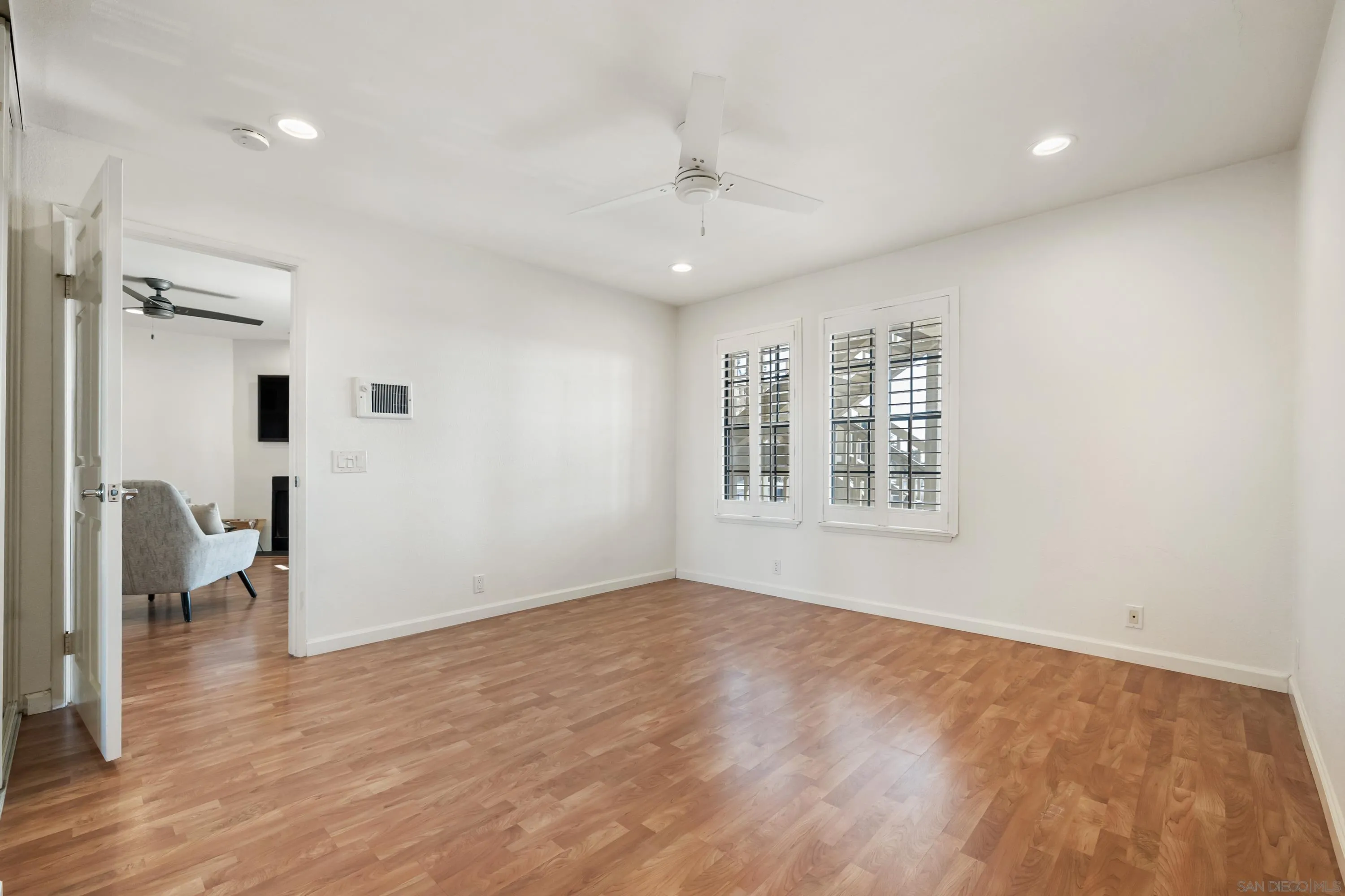 Photo #14: 250042830 Listing: Photo #14