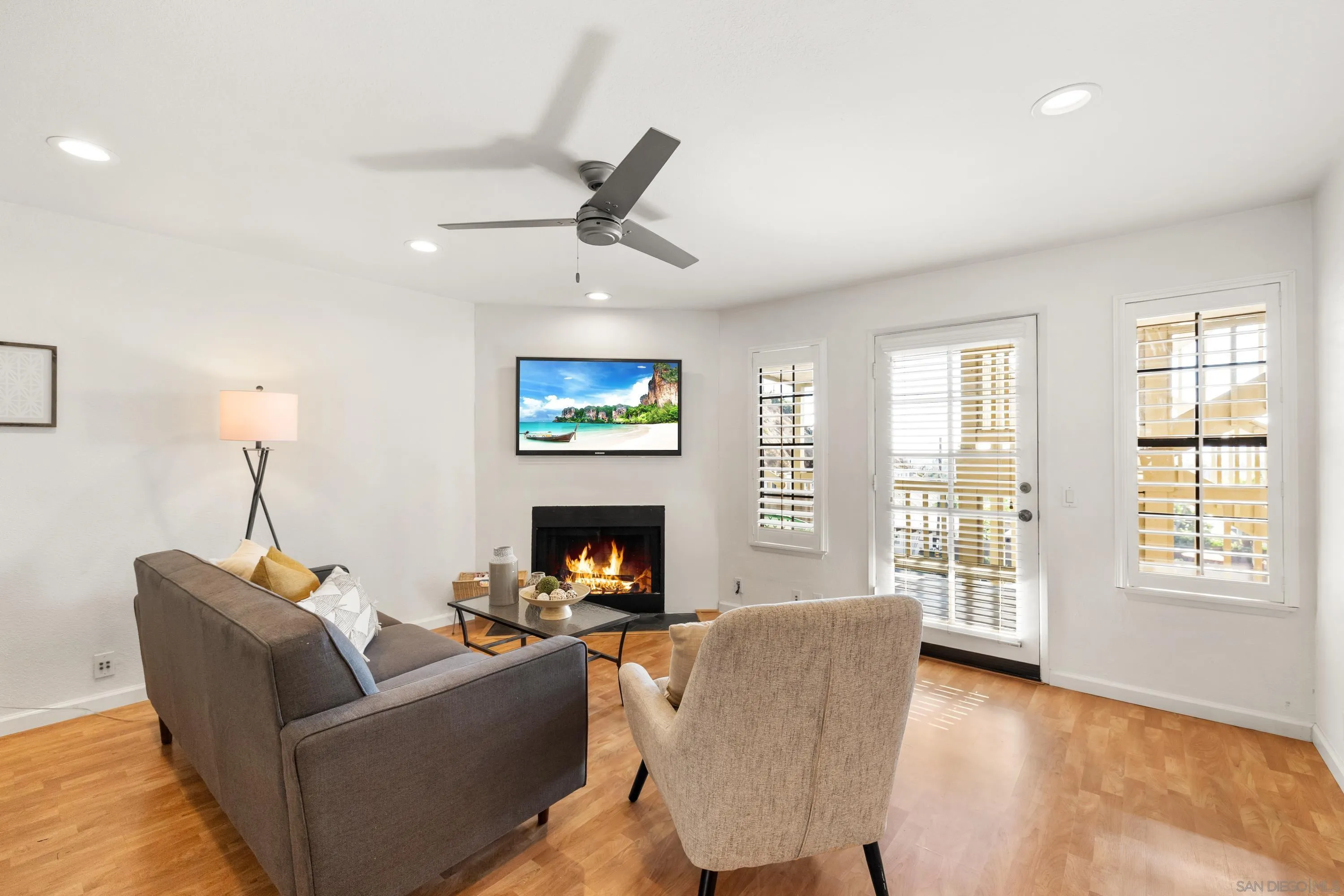 Photo #4: 250042830 Listing: Photo #4