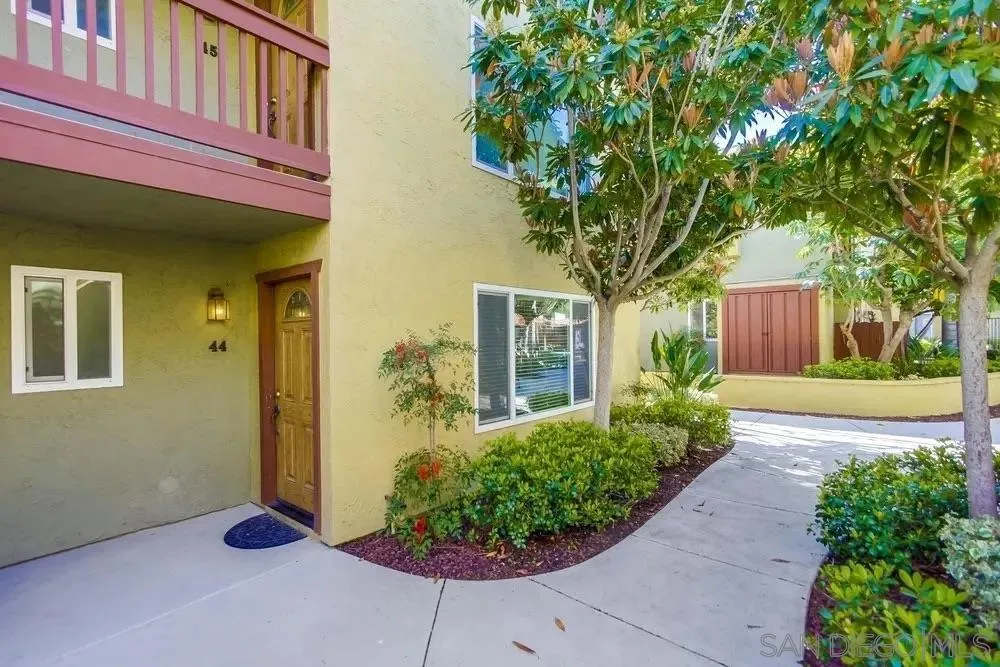 Photo #8: 250042851 Listing: Photo #8