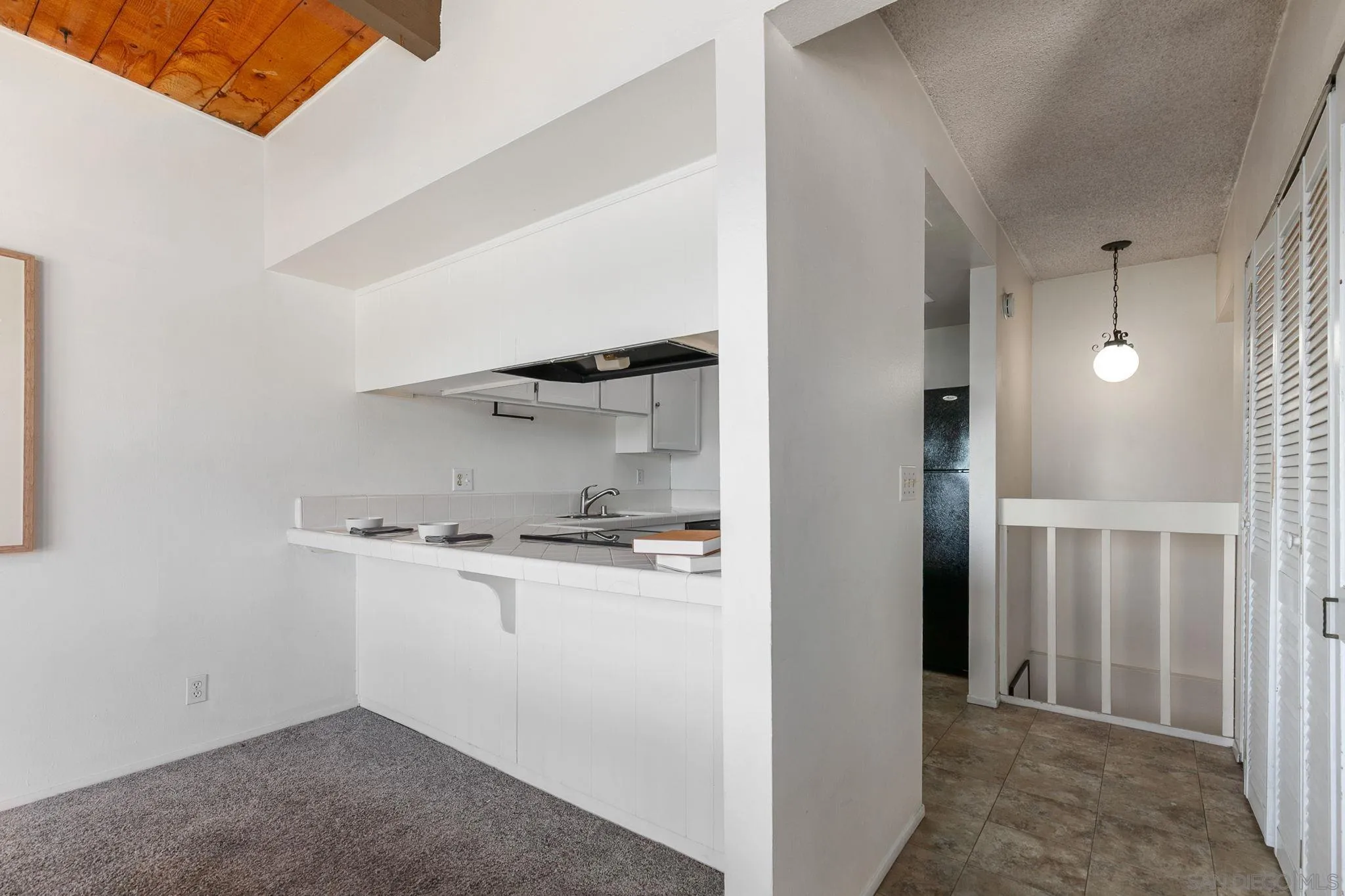 Photo #17: 250042862 Listing: Photo #17