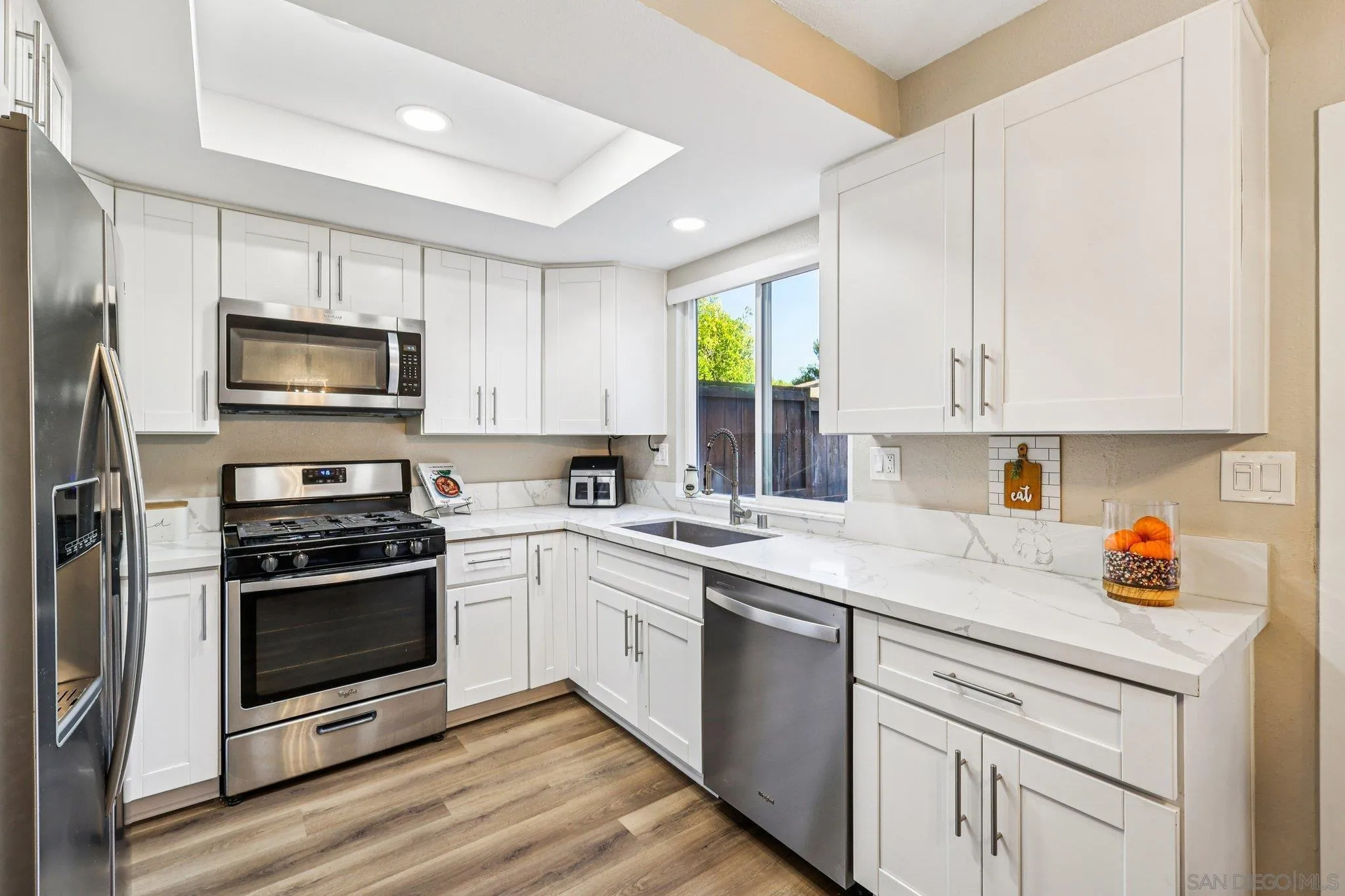 Photo #14: 250042864 Listing: Photo #14