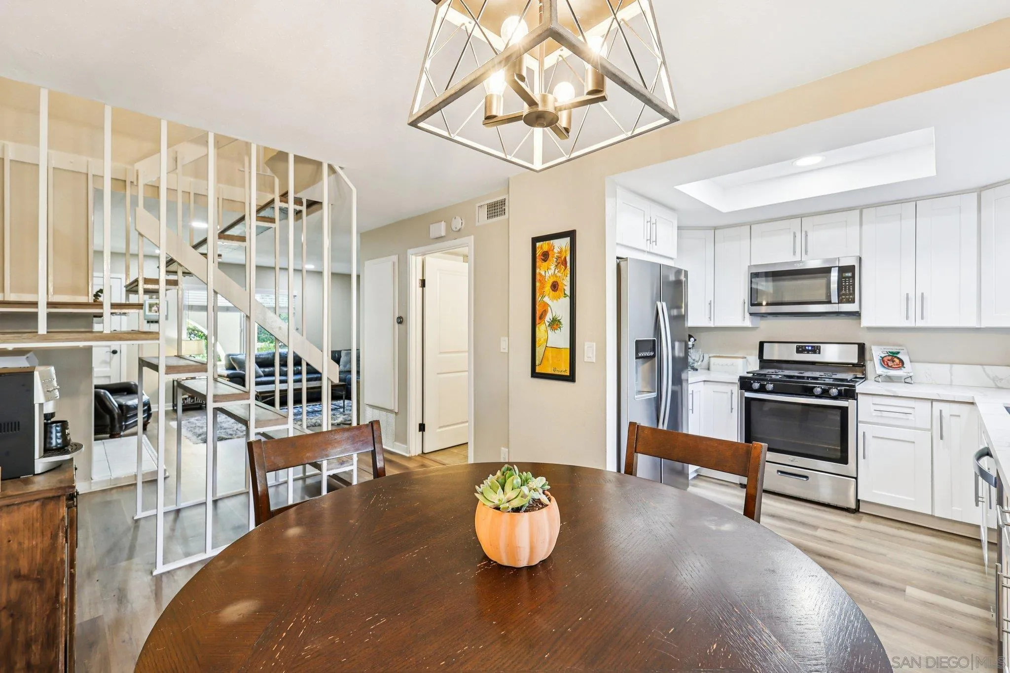 Photo #11: 250042864 Listing: Photo #11