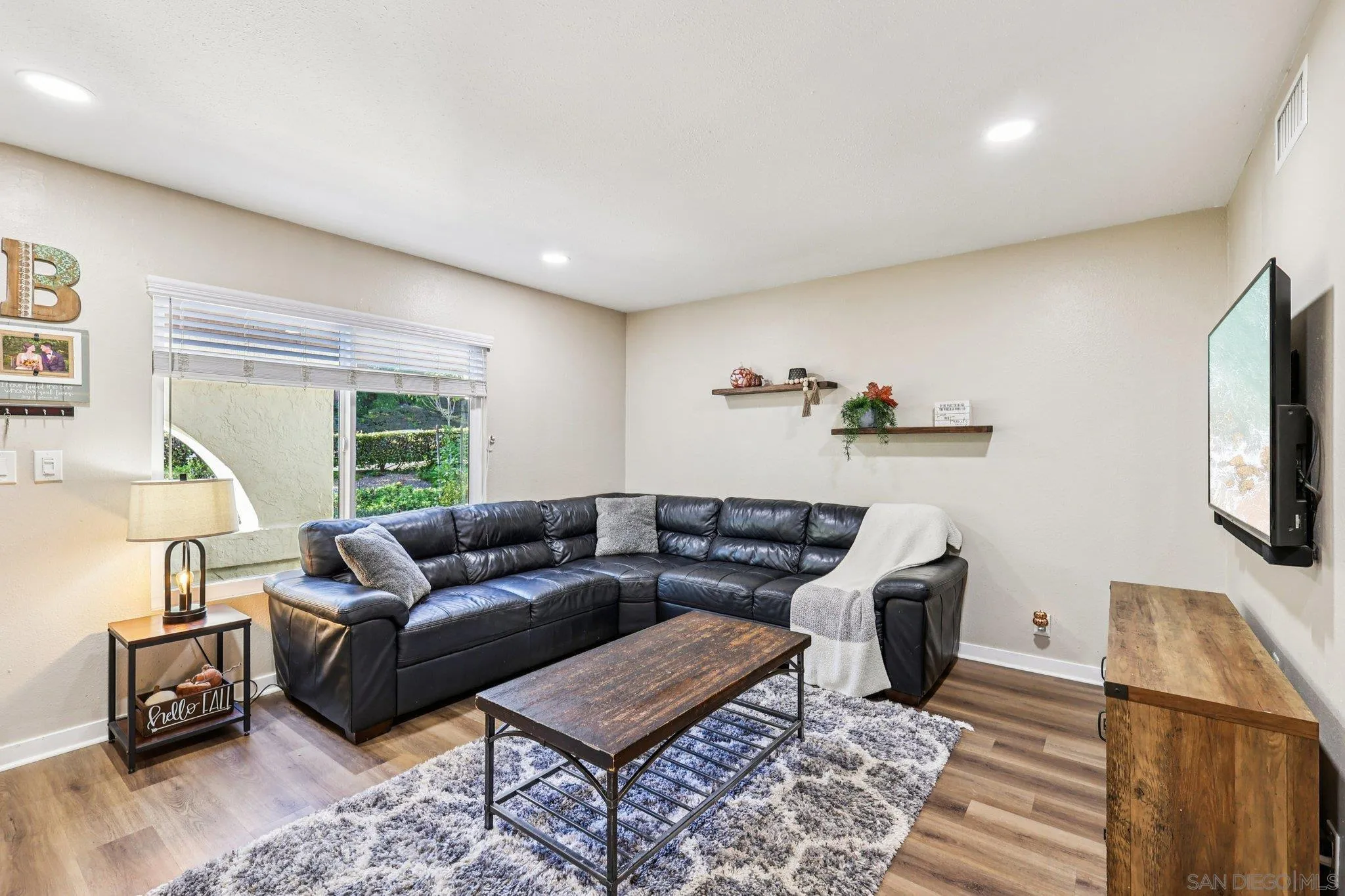 Photo #6: 250042864 Listing: Photo #6