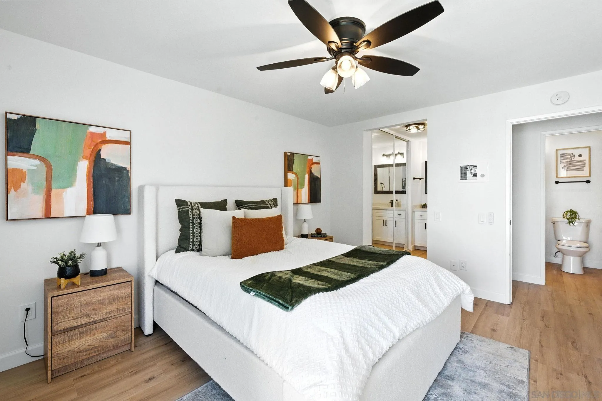 Photo #14: 250042866 Listing: Photo #14