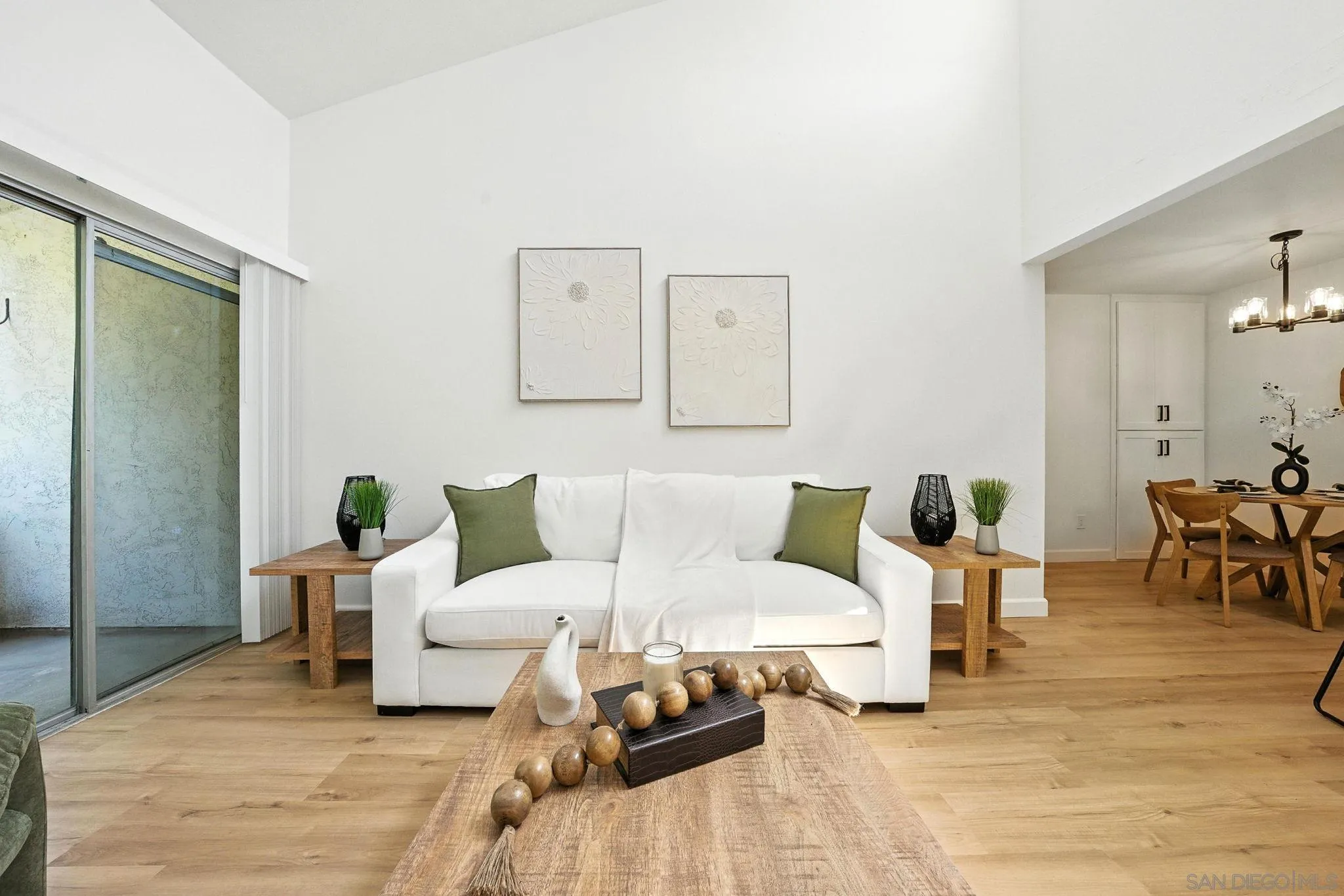 Photo #6: 250042866 Listing: Photo #6