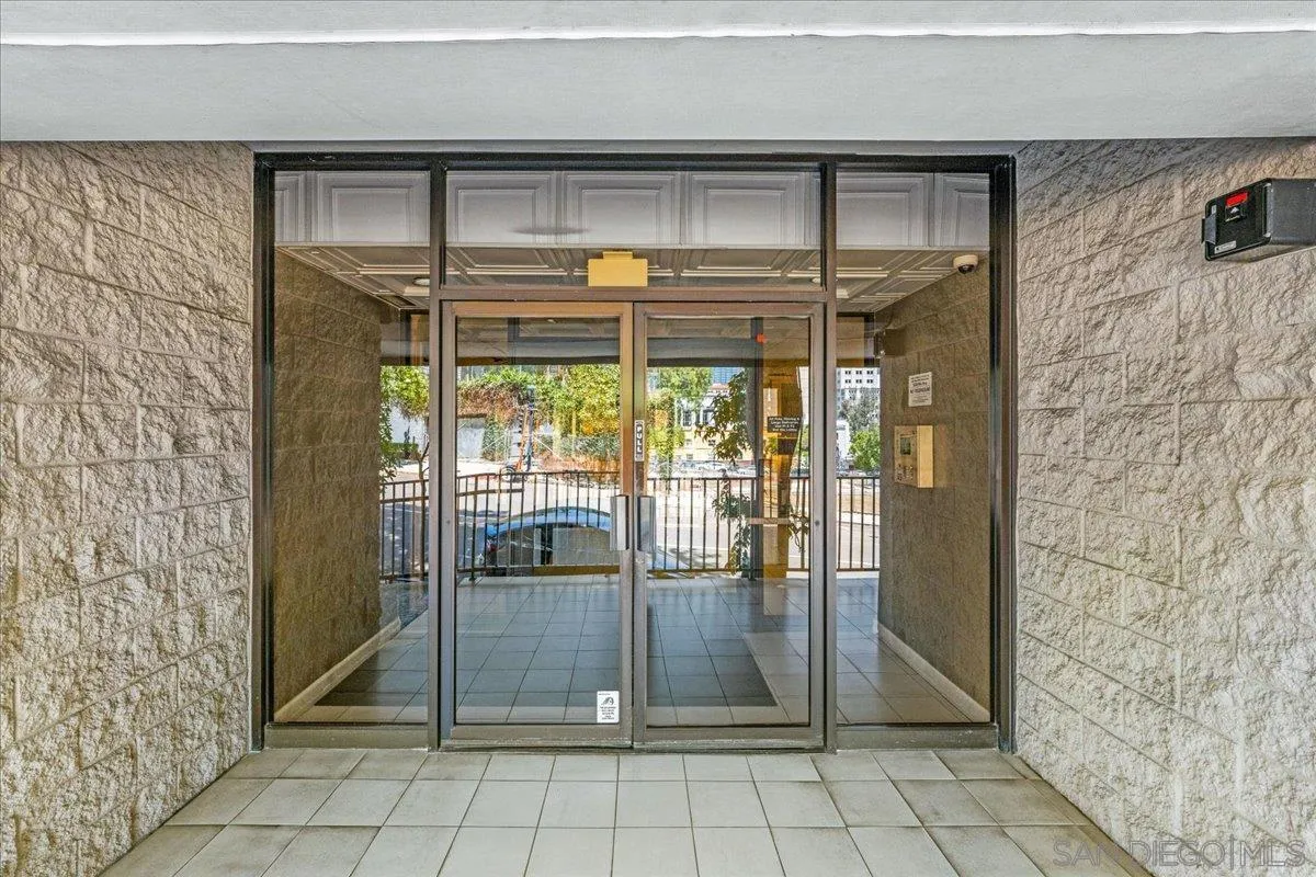 Photo #23: 250042870 Listing: Photo #23