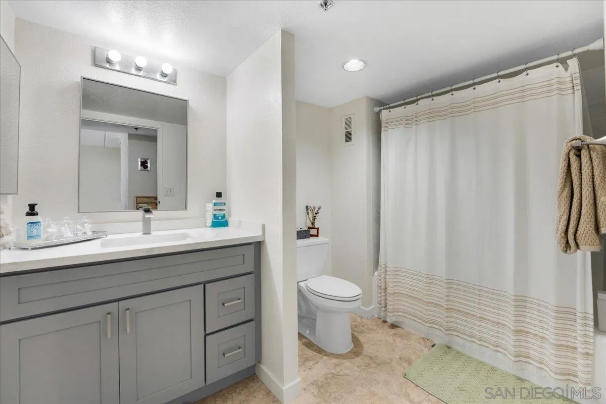 Photo #14: 250042870 Listing: Photo #14