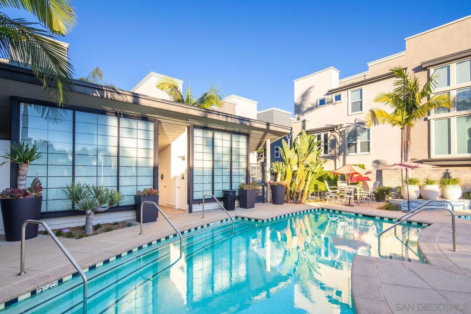 Photo #2: 250042874 Listing: Photo #2