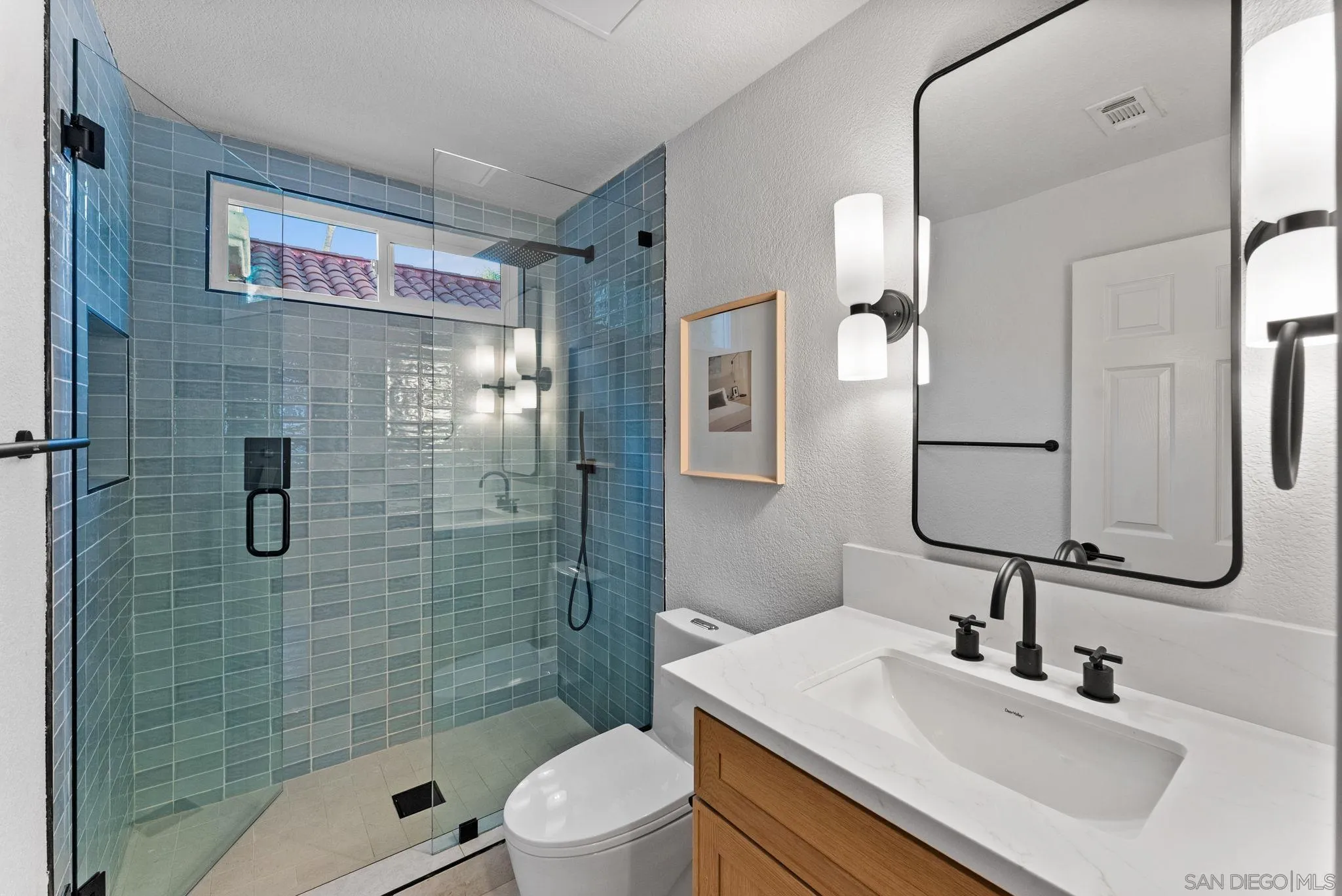 https://cdn.realtyfeed.com/cdn/127/250042882/184db96760796f99f6d3d0a468162dbb.webp