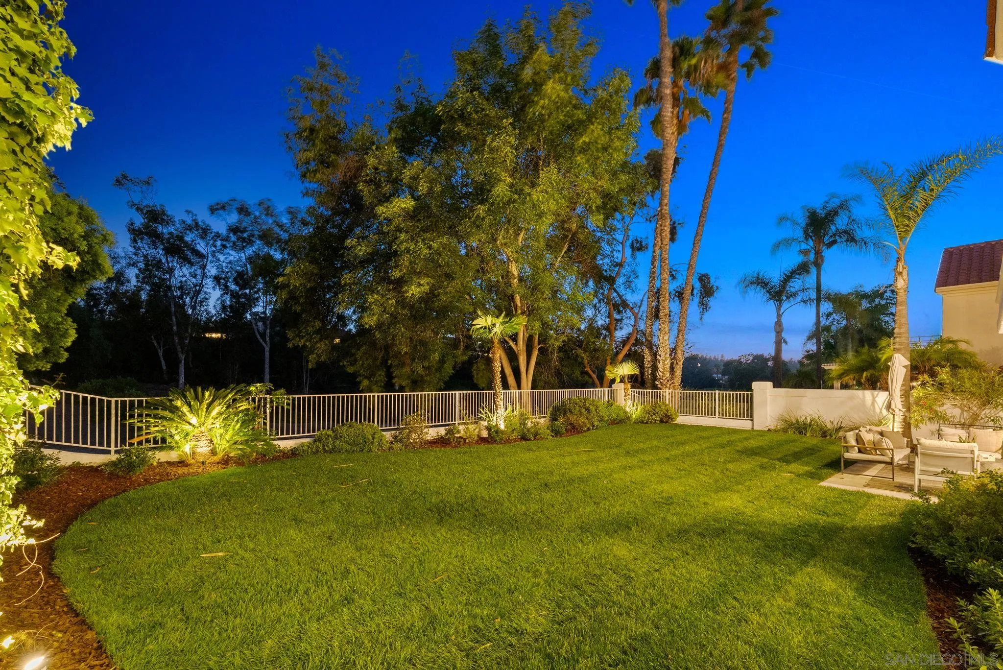 https://cdn.realtyfeed.com/cdn/127/250042882/651f1eecd35c62285ad908c594bd1205.webp