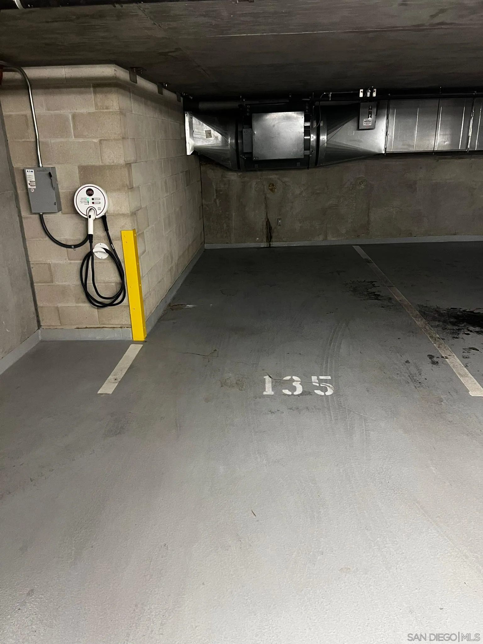 Photo #17: 250042886 Listing: Photo #17