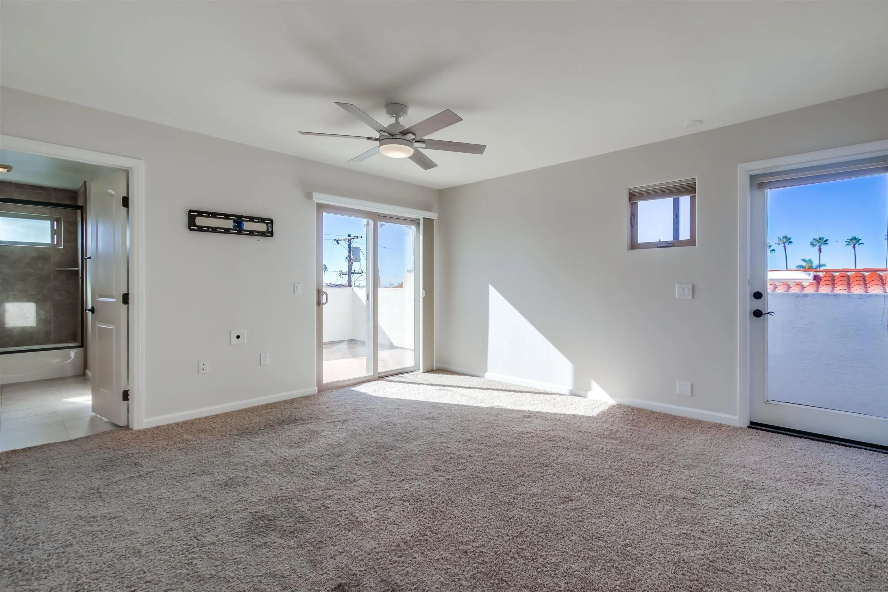 Photo #28: 250042888 Listing: Photo #28