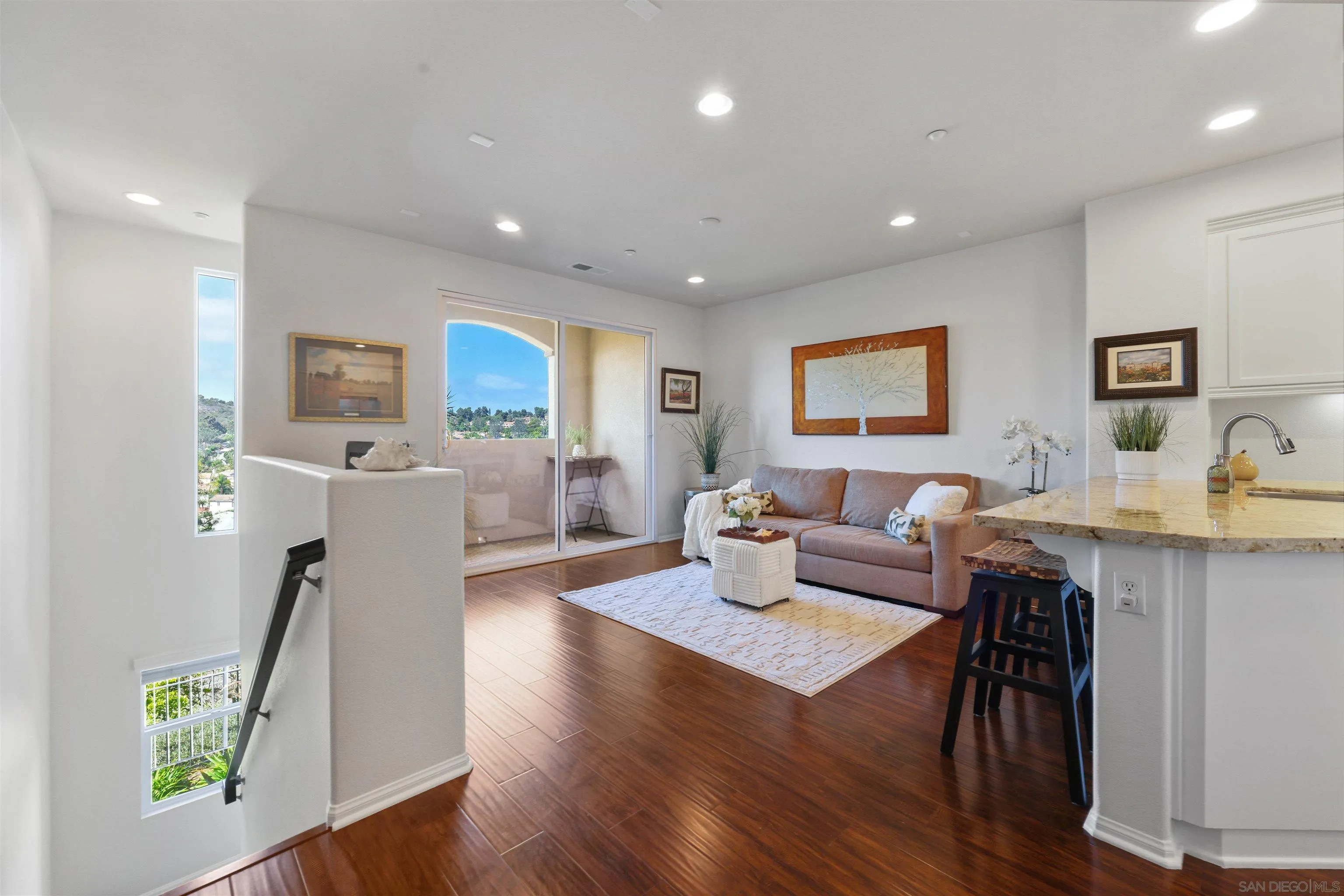 Photo #10: 250042891 Listing: Photo #10