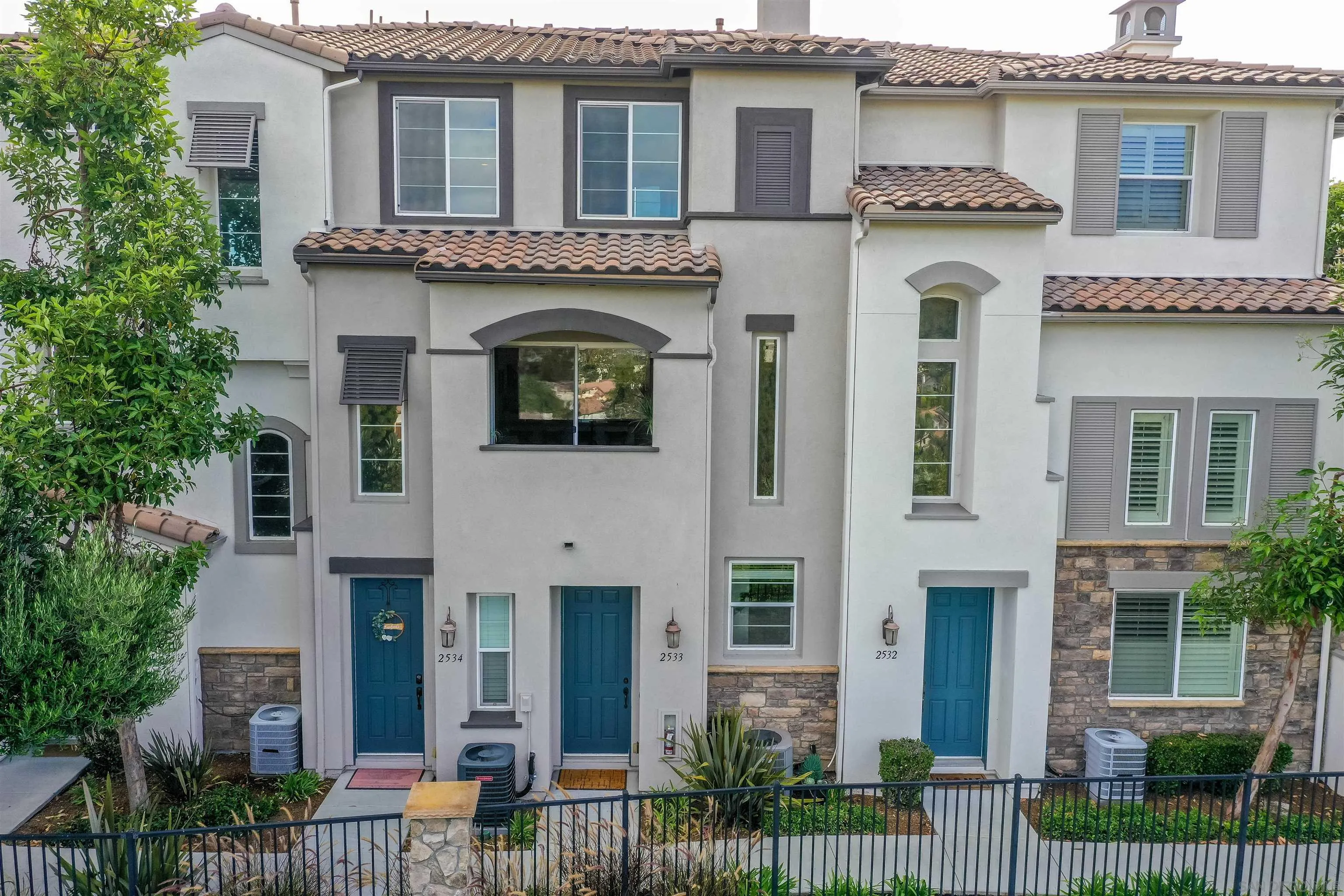 Photo #3: 250042891 Listing: Photo #3