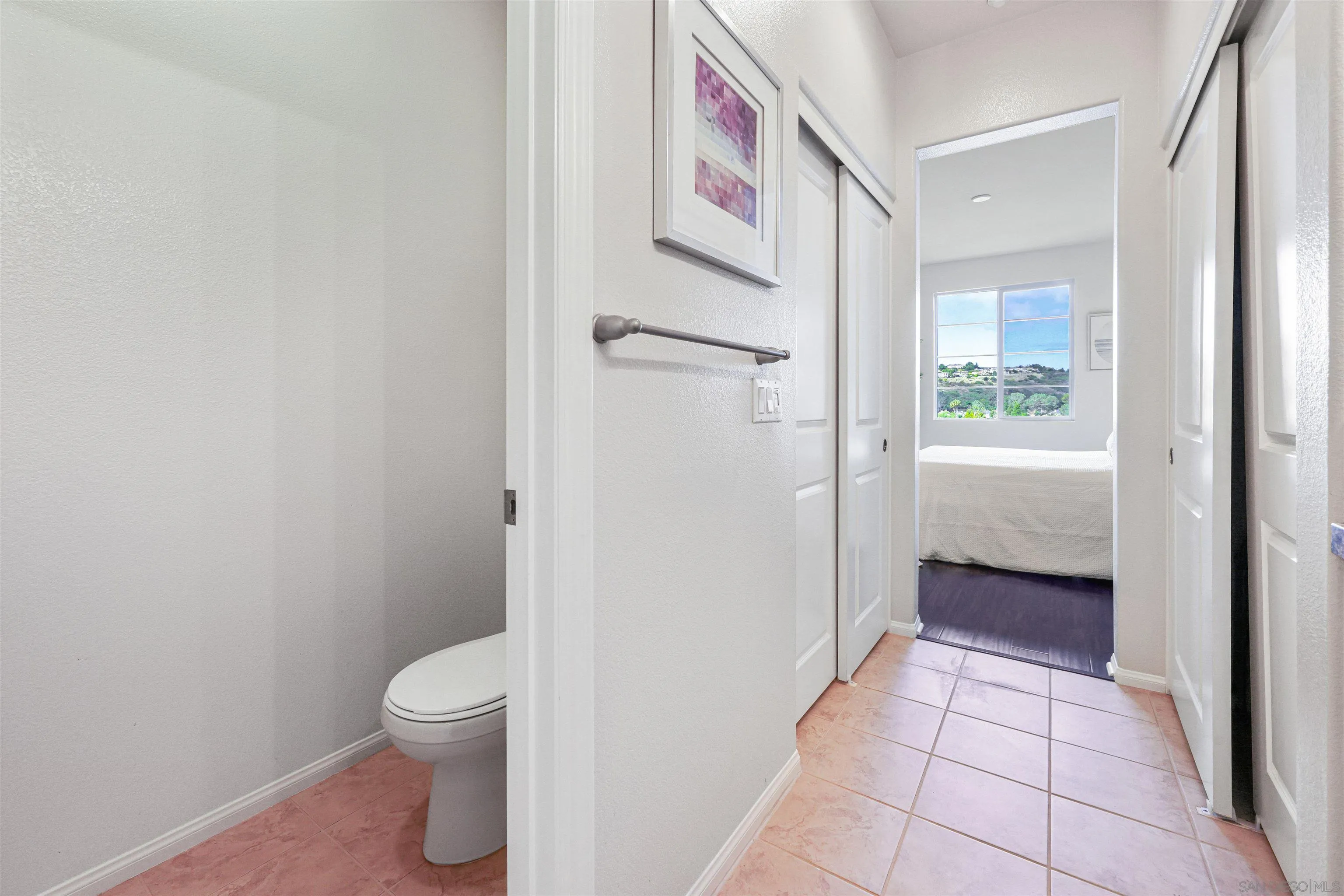 Photo #17: 250042891 Listing: Photo #17