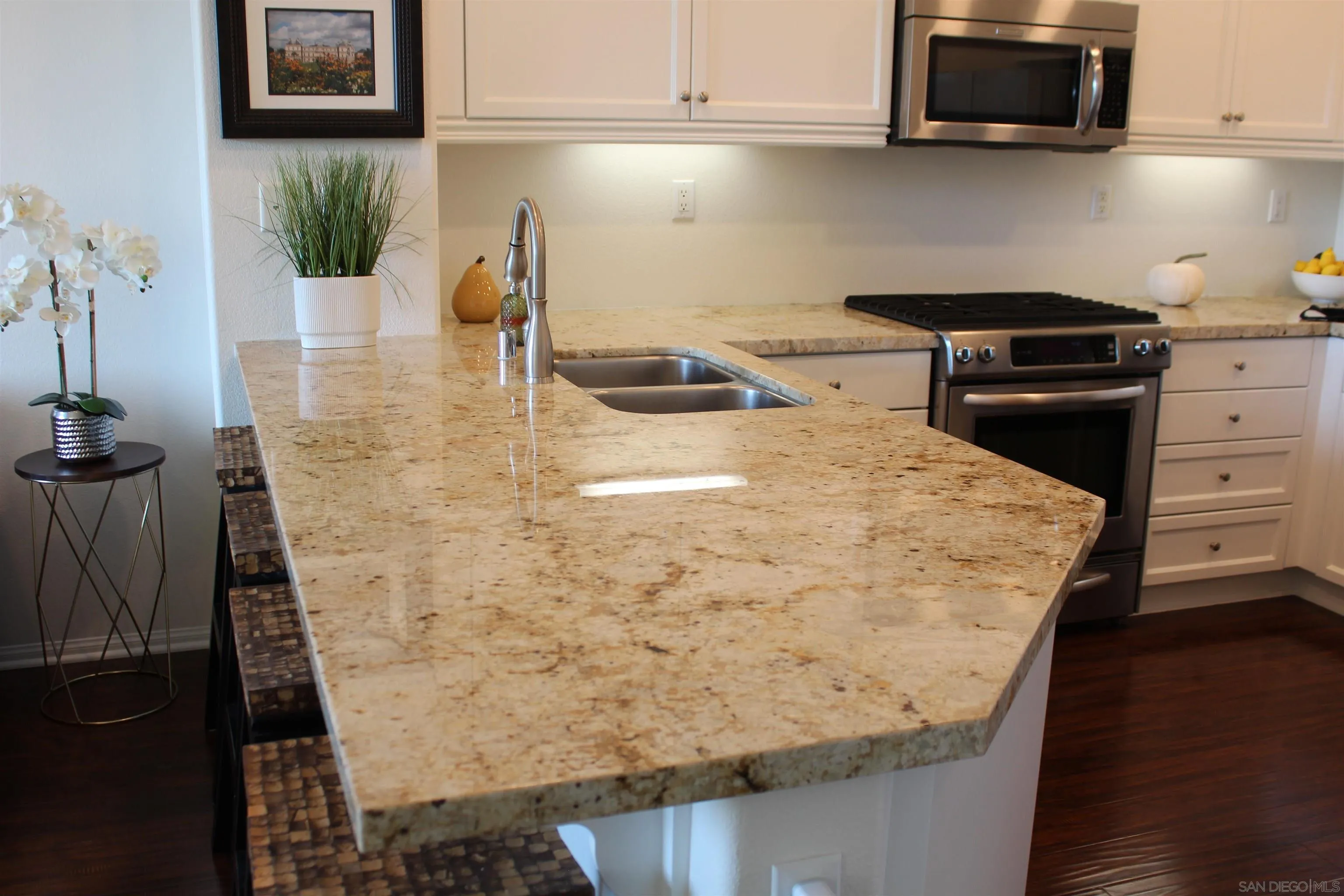 Photo #14: 250042891 Listing: Photo #14