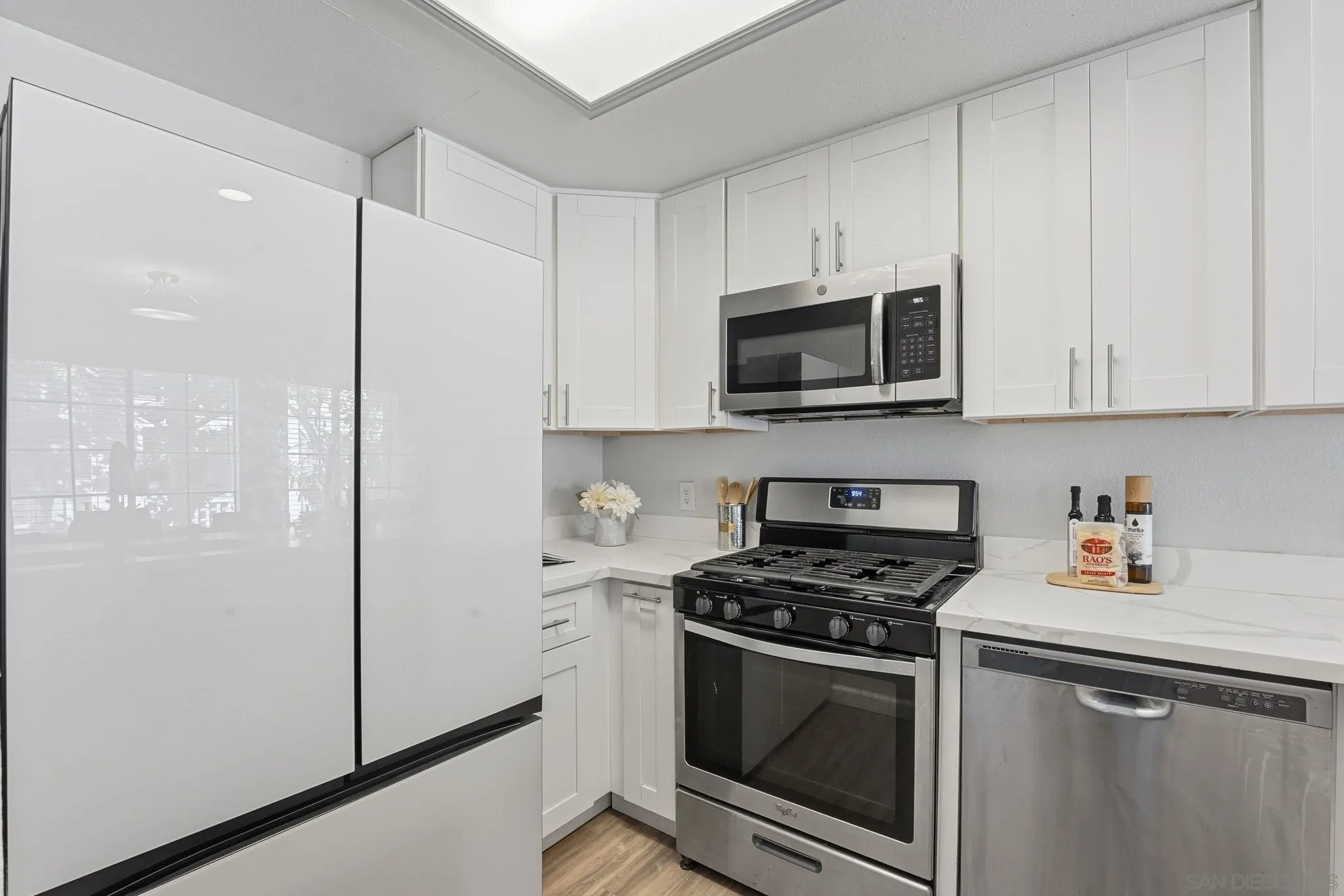 https://cdn.realtyfeed.com/cdn/127/250042915/172254539bda89a08dfc7373cd360363.webp