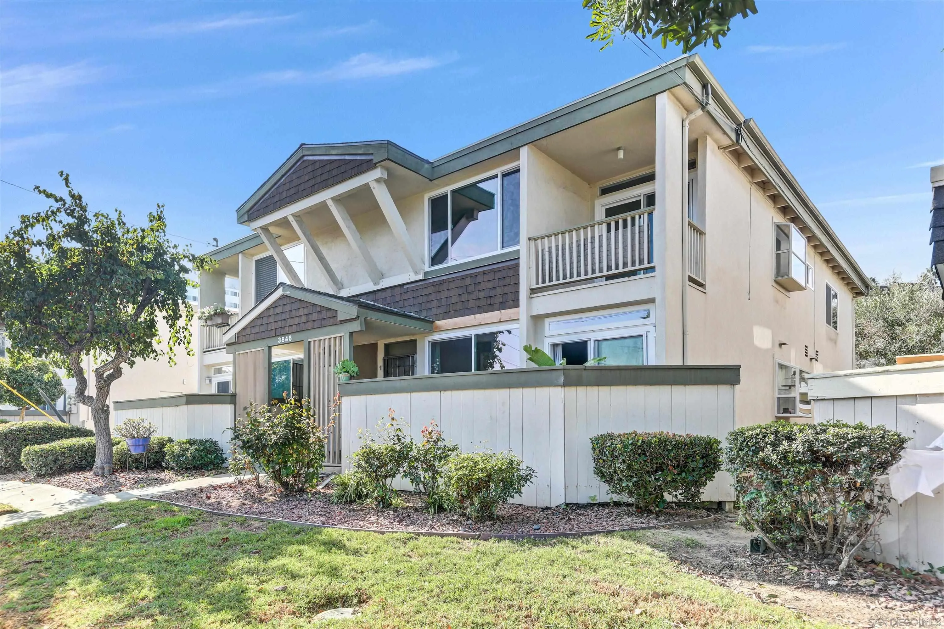 Photo #19: 250042921 Listing: Photo #19