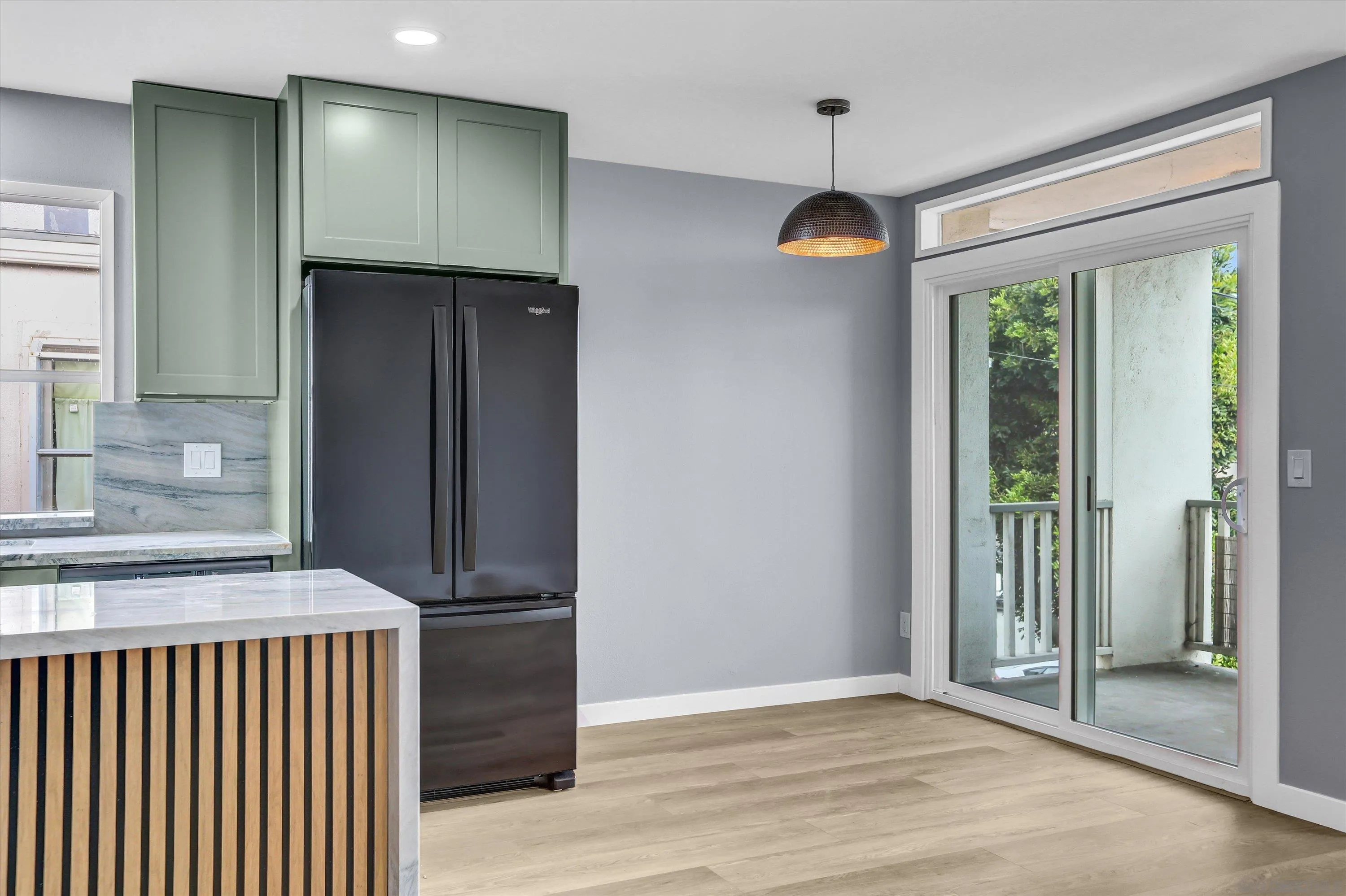 Photo #8: 250042921 Listing: Photo #8