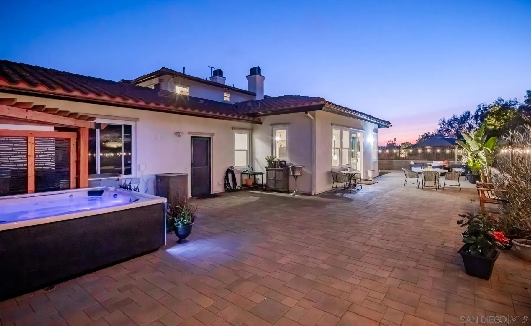 https://cdn.realtyfeed.com/cdn/127/250042930/a320fb074972556b8b19c72d579f8bc7.webp