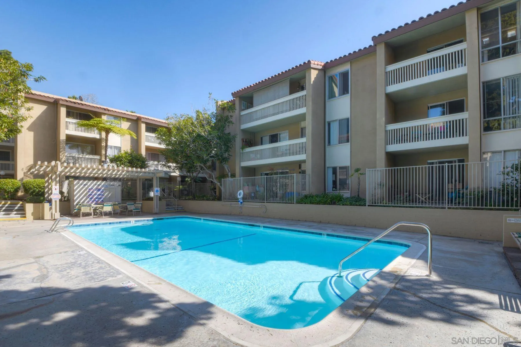 Photo #20: 250042945 Listing: Photo #20