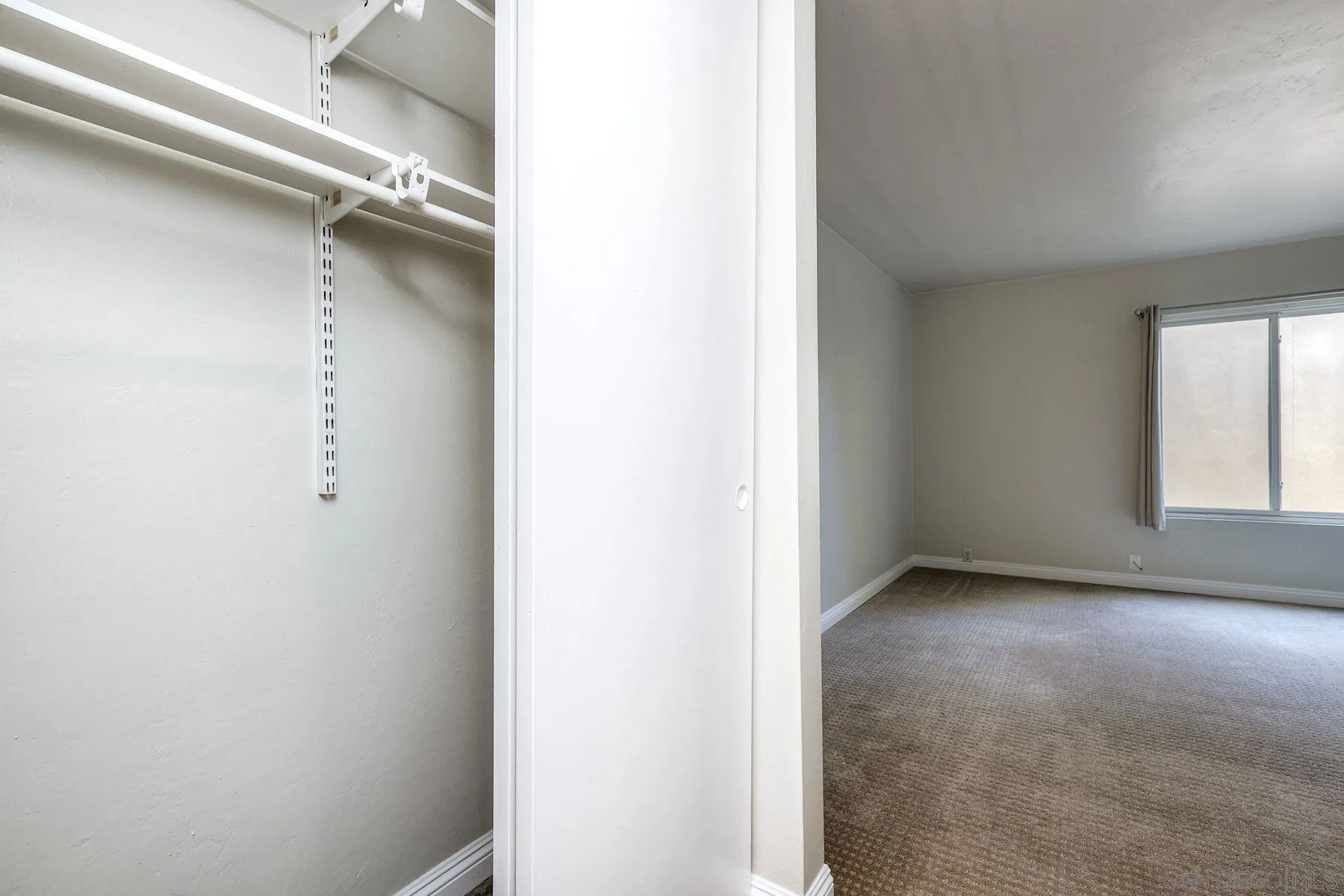 Photo #14: 250042945 Listing: Photo #14