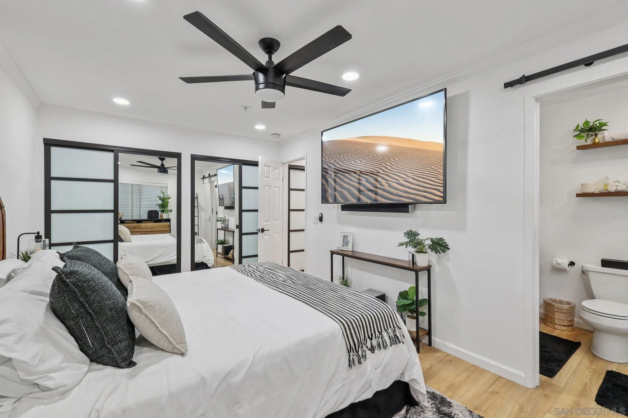 Photo #36: 250042946 Listing: Photo #36