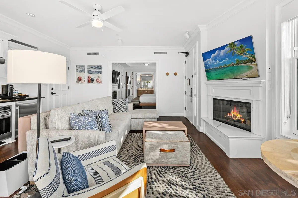 Photo #7: 250042947 Listing: Photo #7