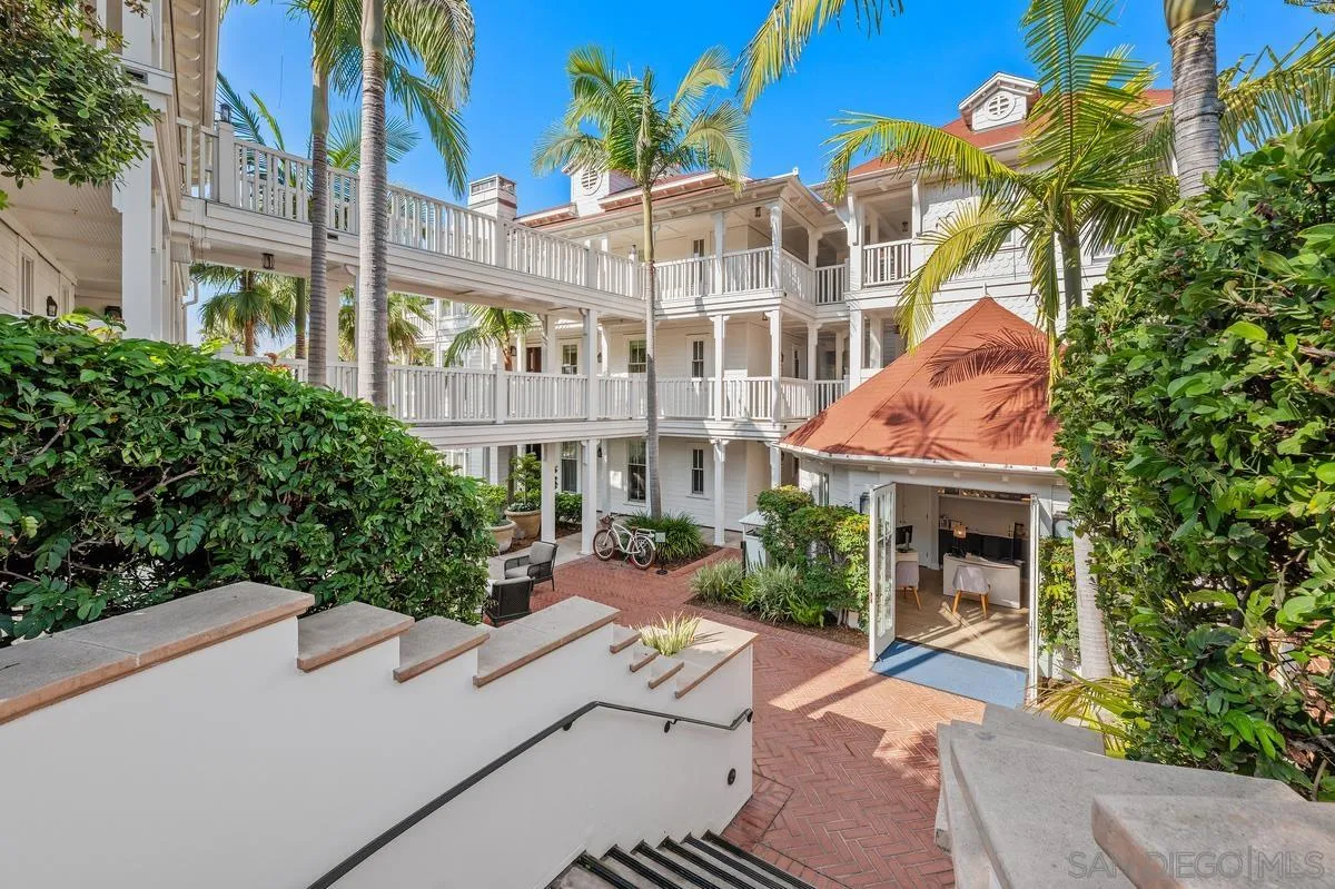 Photo #2: 250042947 Listing: Photo #2