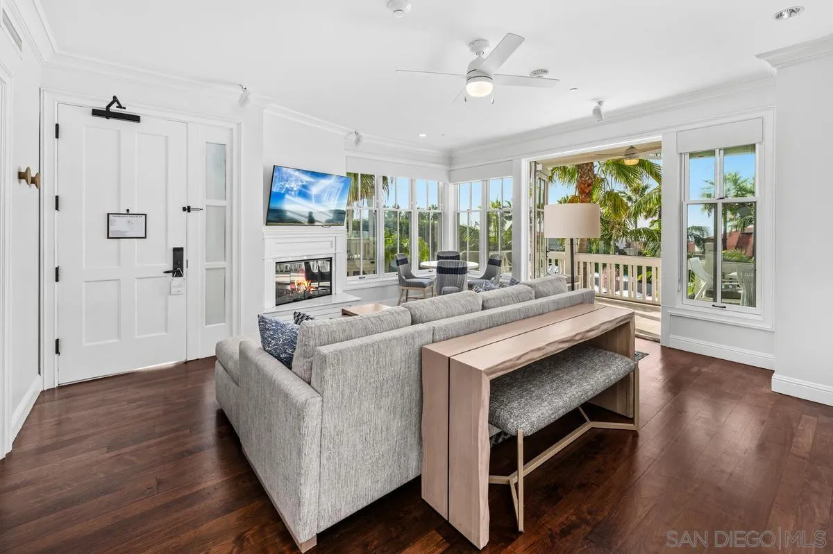 Photo #8: 250042947 Listing: Photo #8