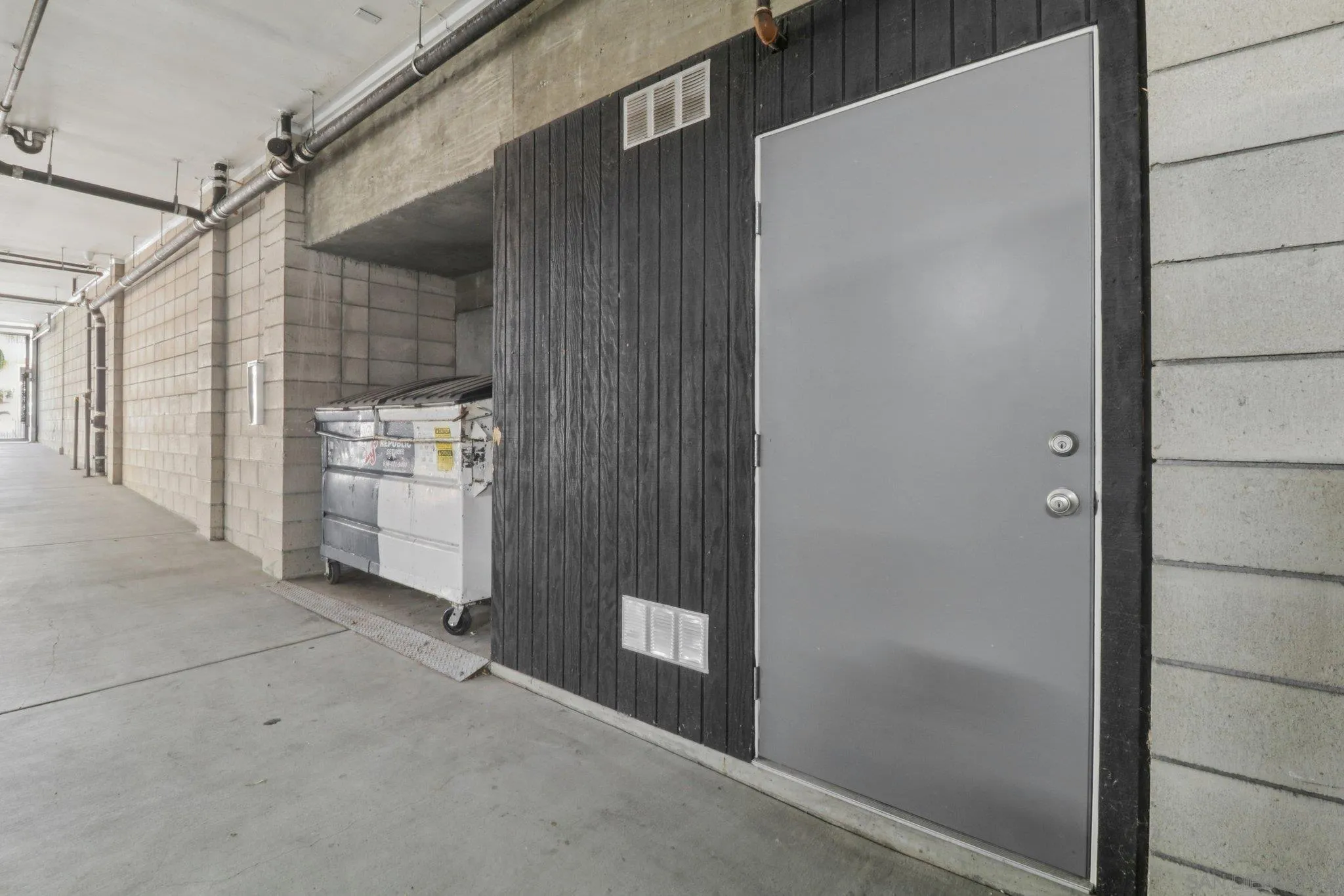 Photo #33: 250042949 Listing: Photo #33