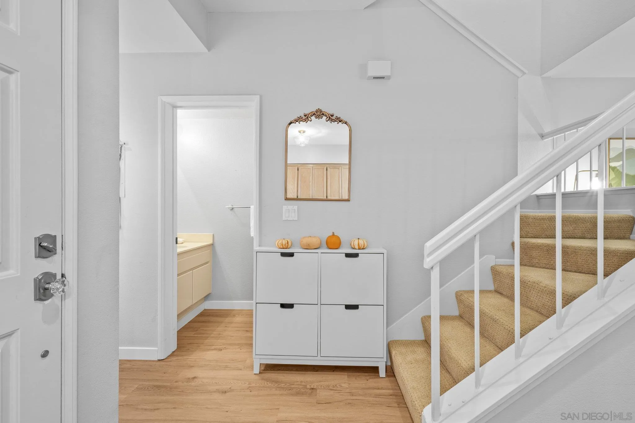 Photo #3: 250042956 Listing: Photo #3