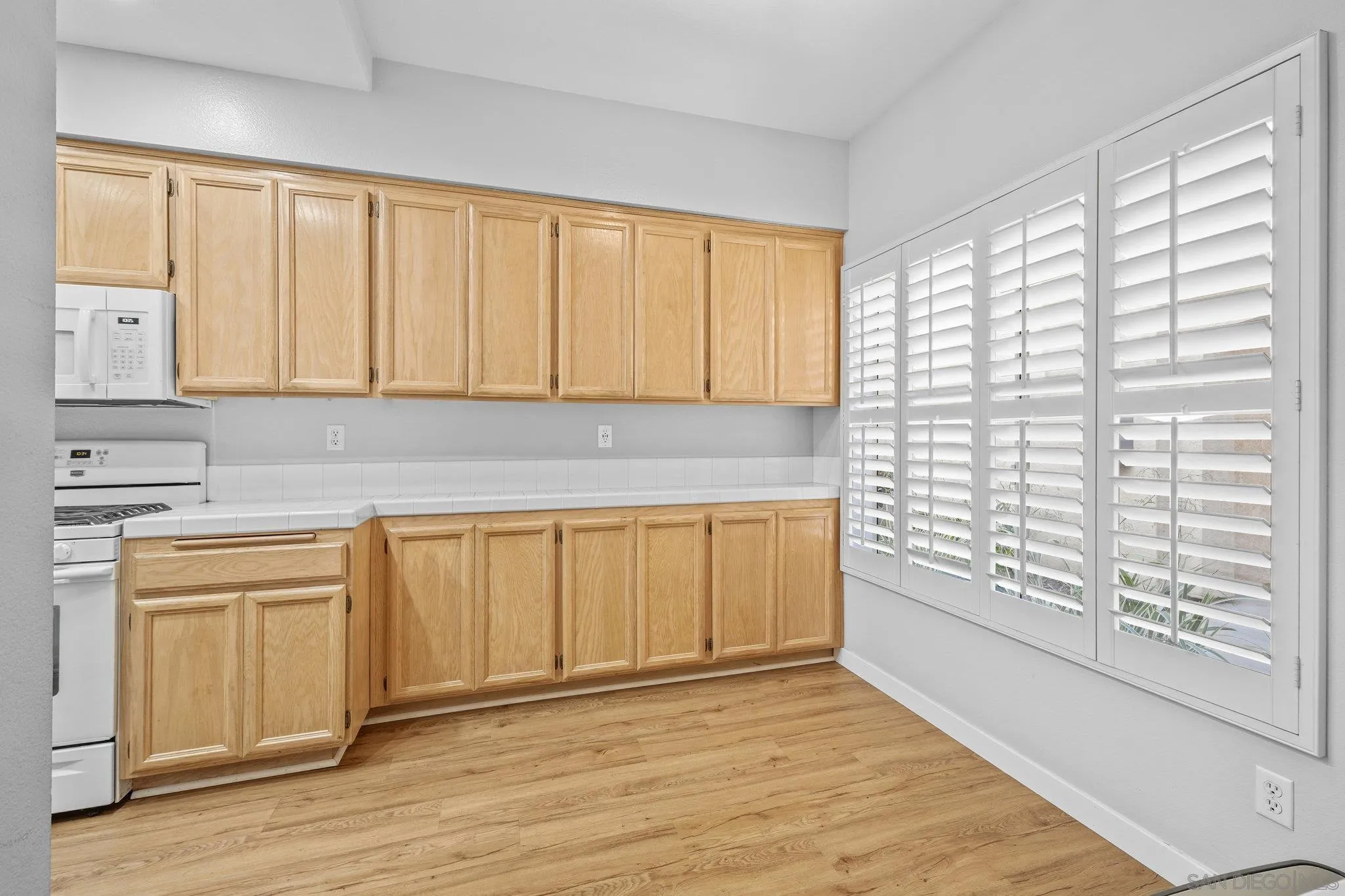 Photo #9: 250042956 Listing: Photo #9