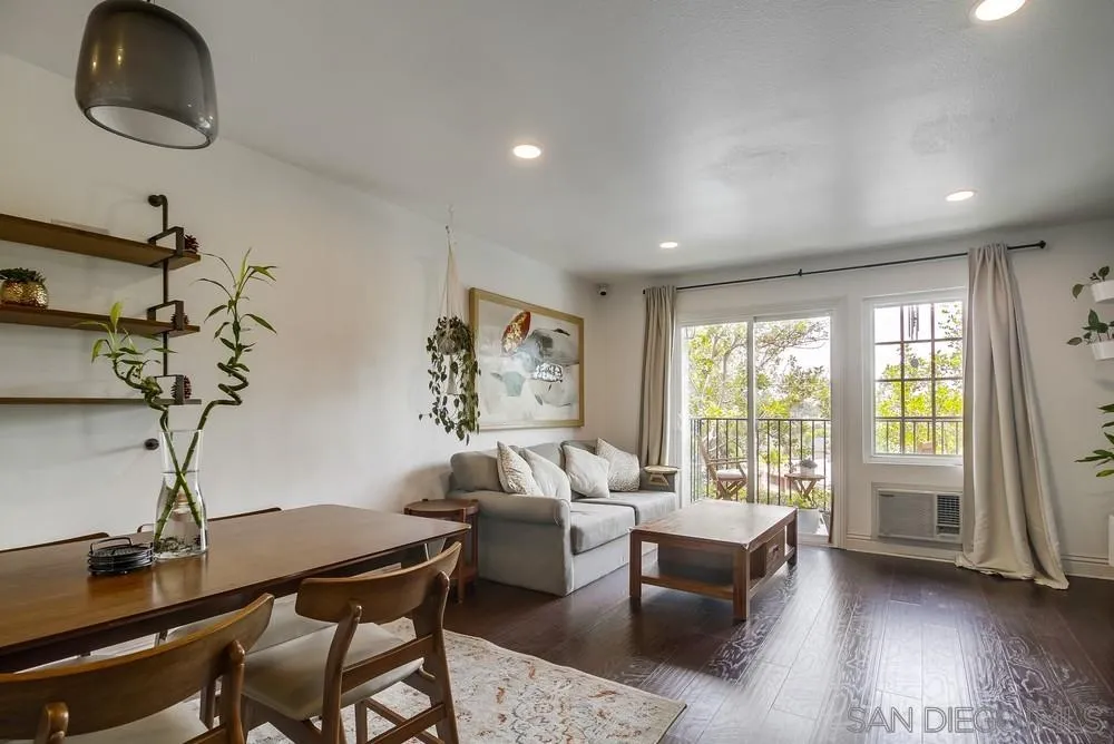 Photo #3: 250042961 Listing: Photo #3