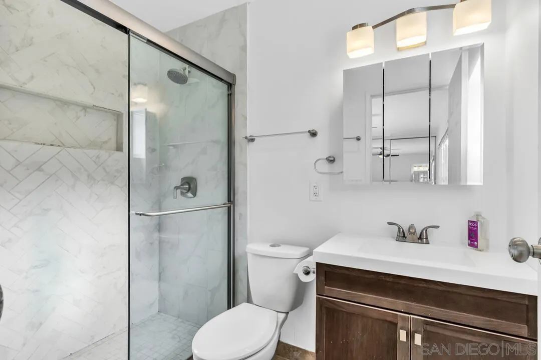 Photo #20: 250042964 Listing: Photo #20