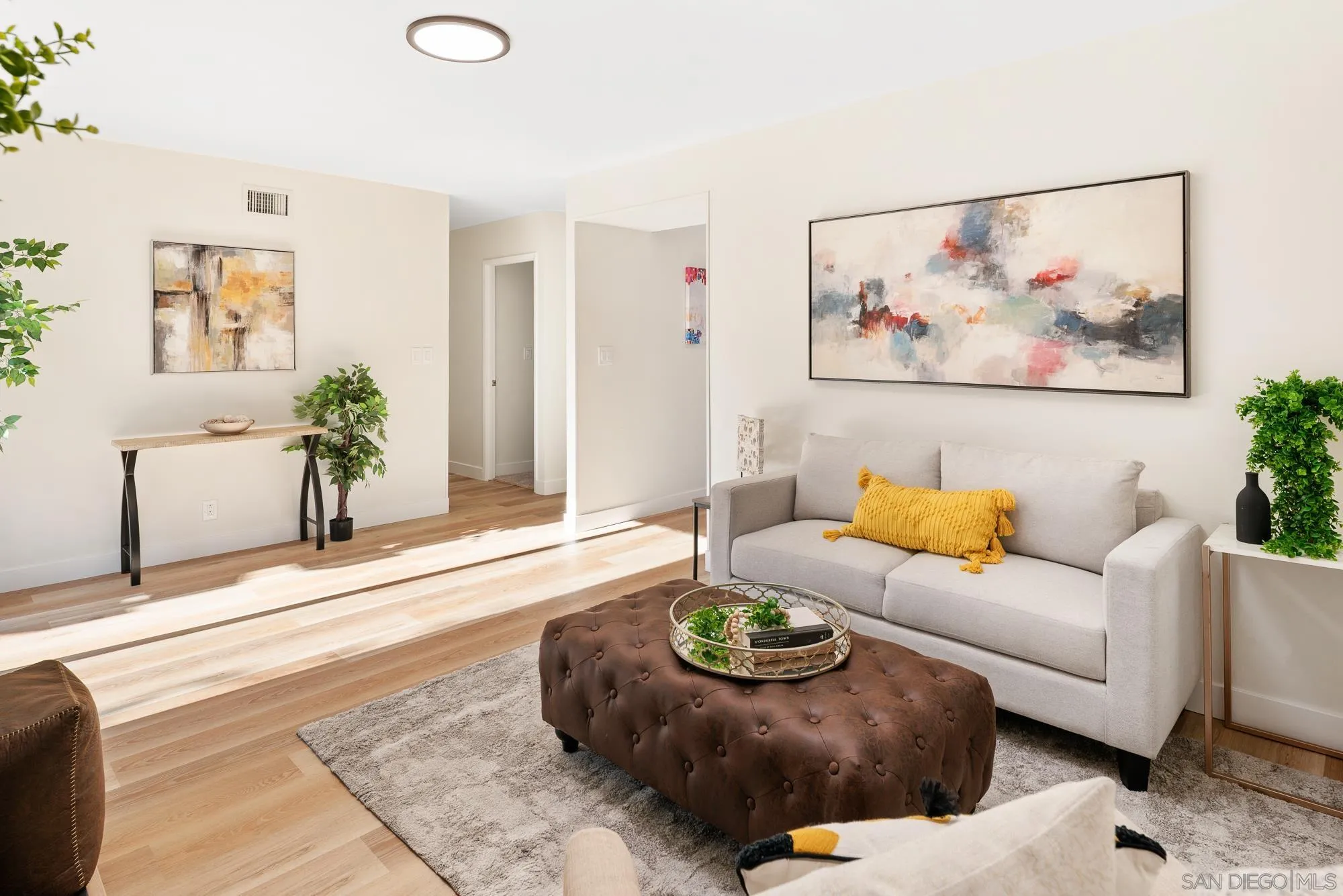 https://cdn.realtyfeed.com/cdn/127/250042965/6751d8c2ac063f6230b0fe192d55268a.webp