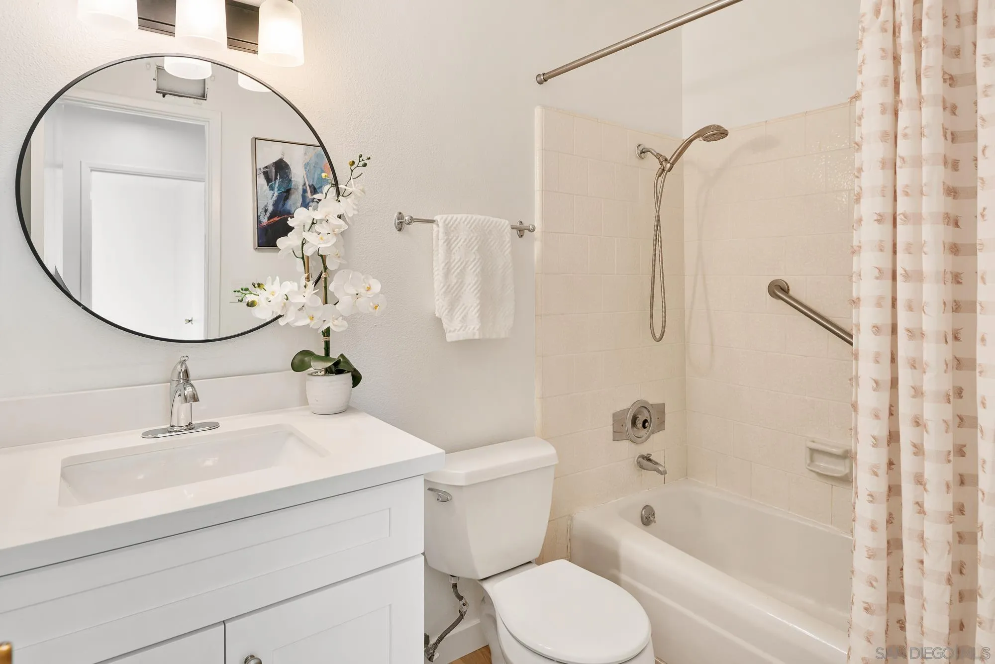 https://cdn.realtyfeed.com/cdn/127/250042965/8c634303e20e3f331b68db30c2360620.webp