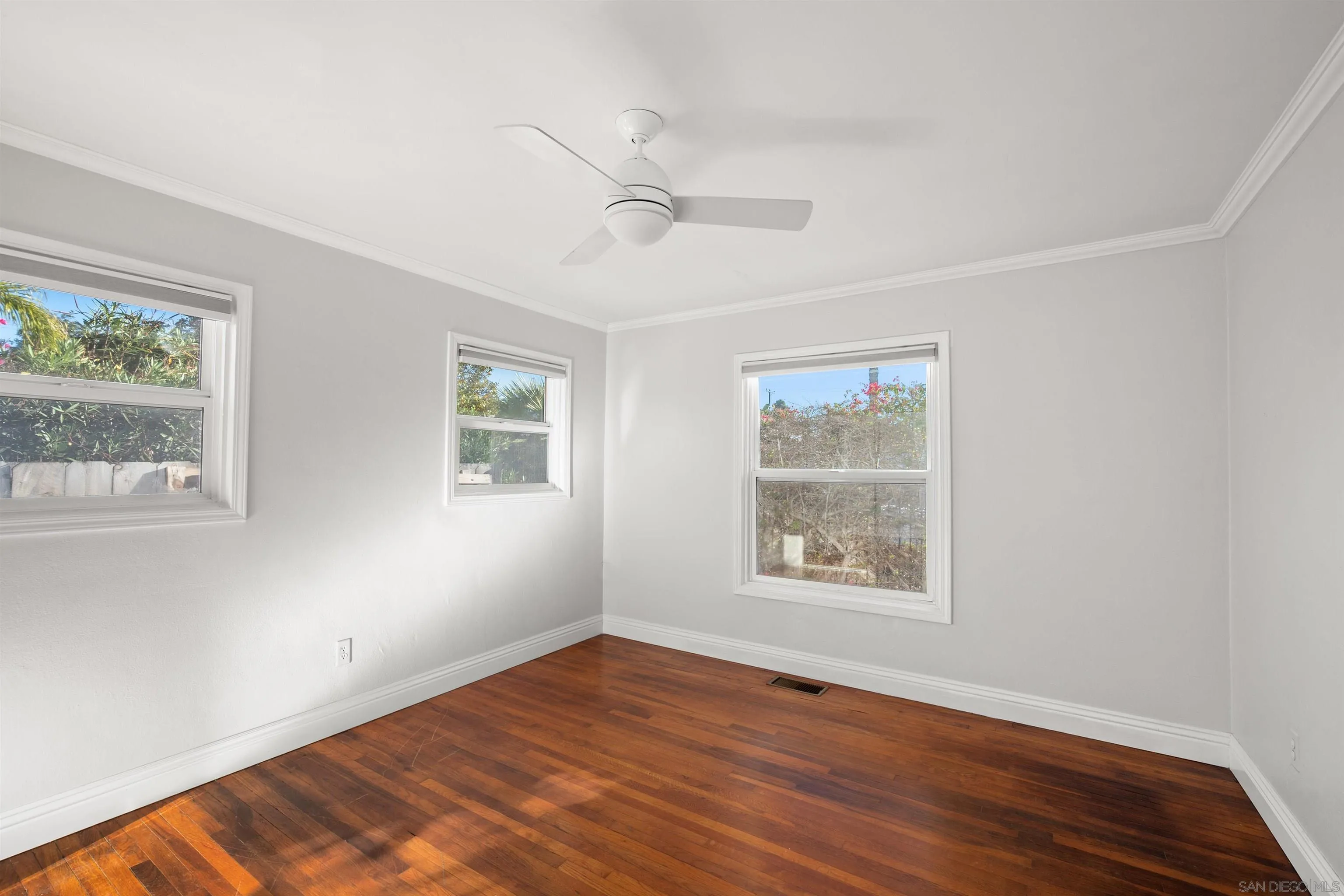 Photo #19: 250042972 Listing: Photo #19