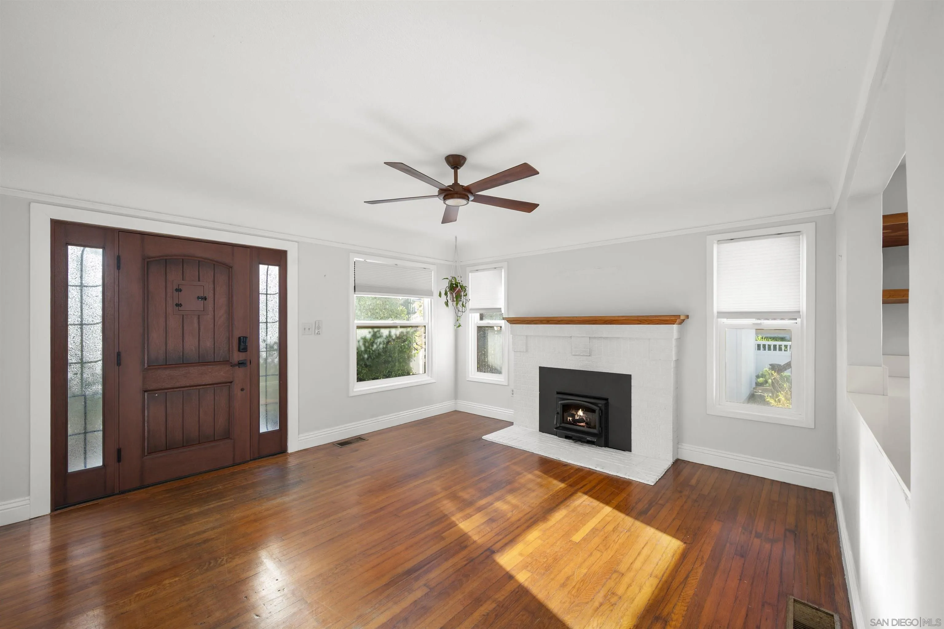 Photo #3: 250042972 Listing: Photo #3