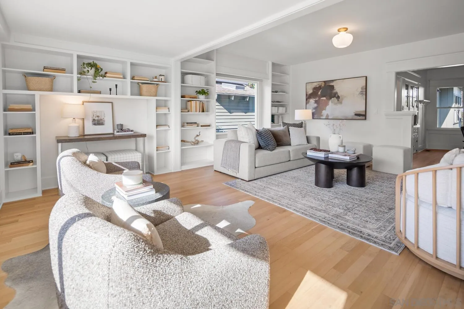 https://cdn.realtyfeed.com/cdn/127/250042975/5b1804ec5ebd6737b31727ce427aa819.webp