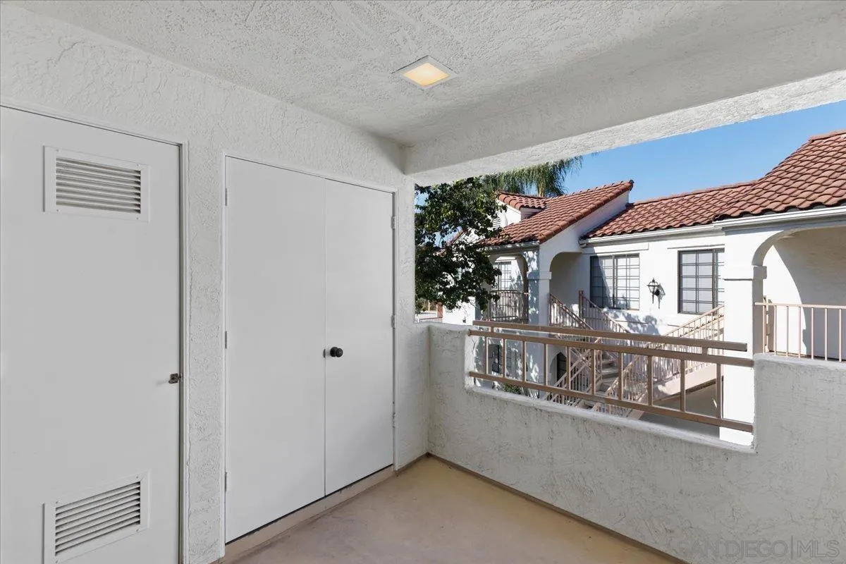 https://cdn.realtyfeed.com/cdn/127/250042977/f046bad5b631f5dc3f28621c8171115b.webp