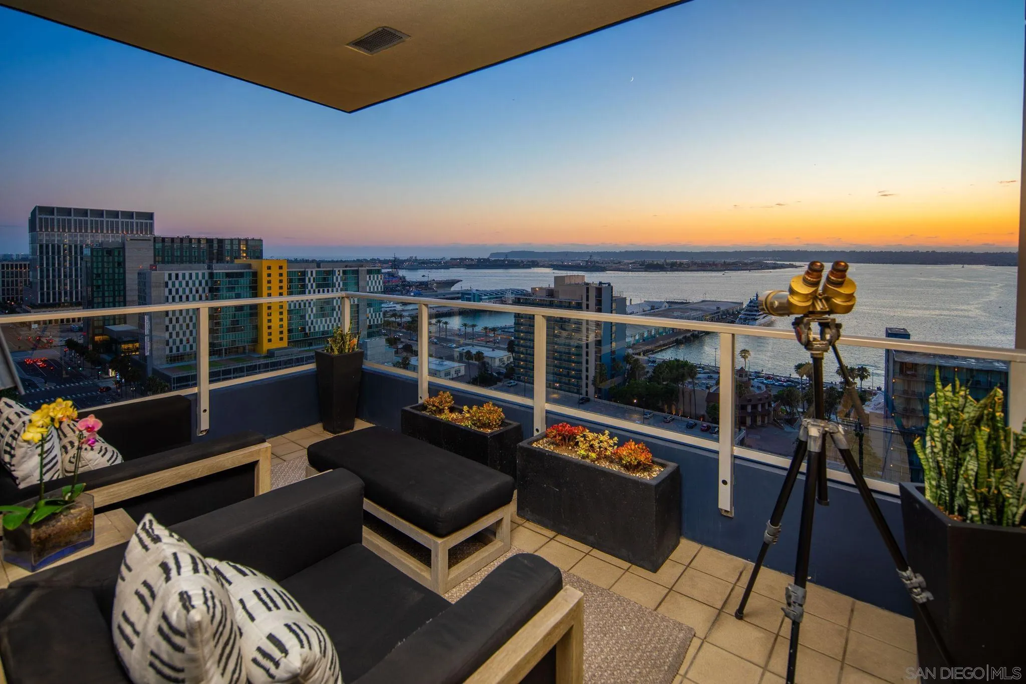 https://cdn.realtyfeed.com/cdn/127/250042983/7b0035d7d801b0a163ab689e6eb12668.webp